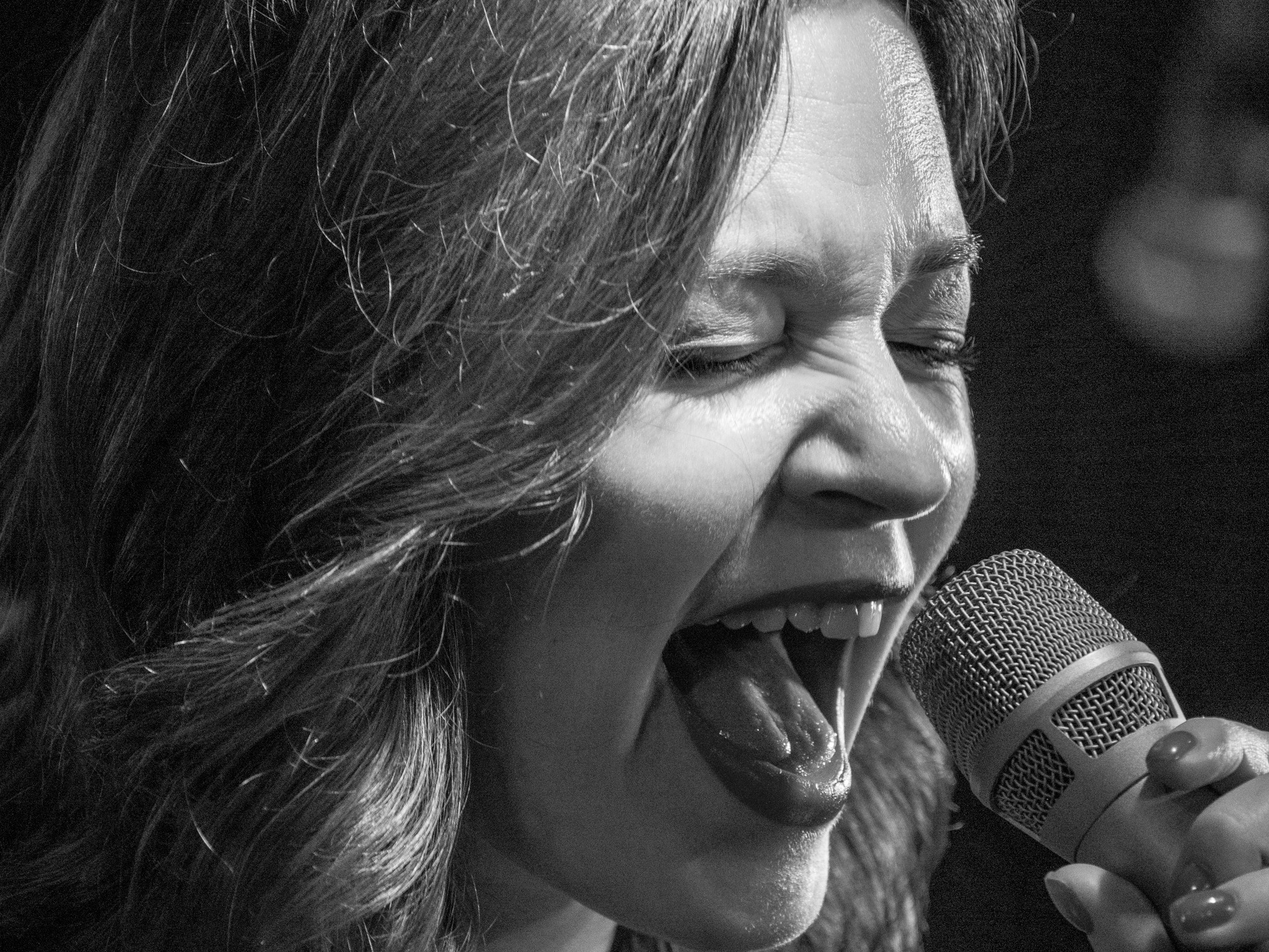 Полина Орбах - вокал