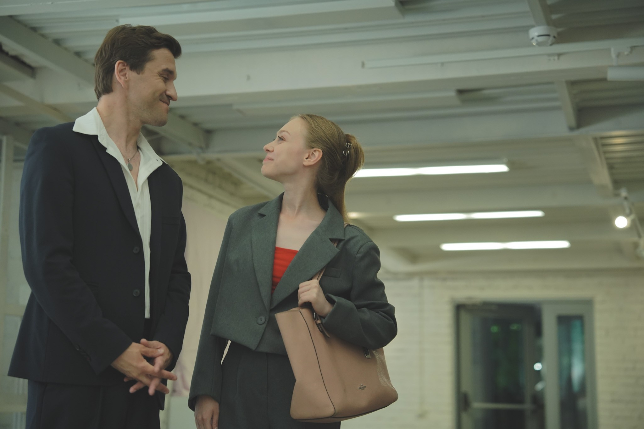 За кадром — Сериал " Стерва ". Beardy Pix