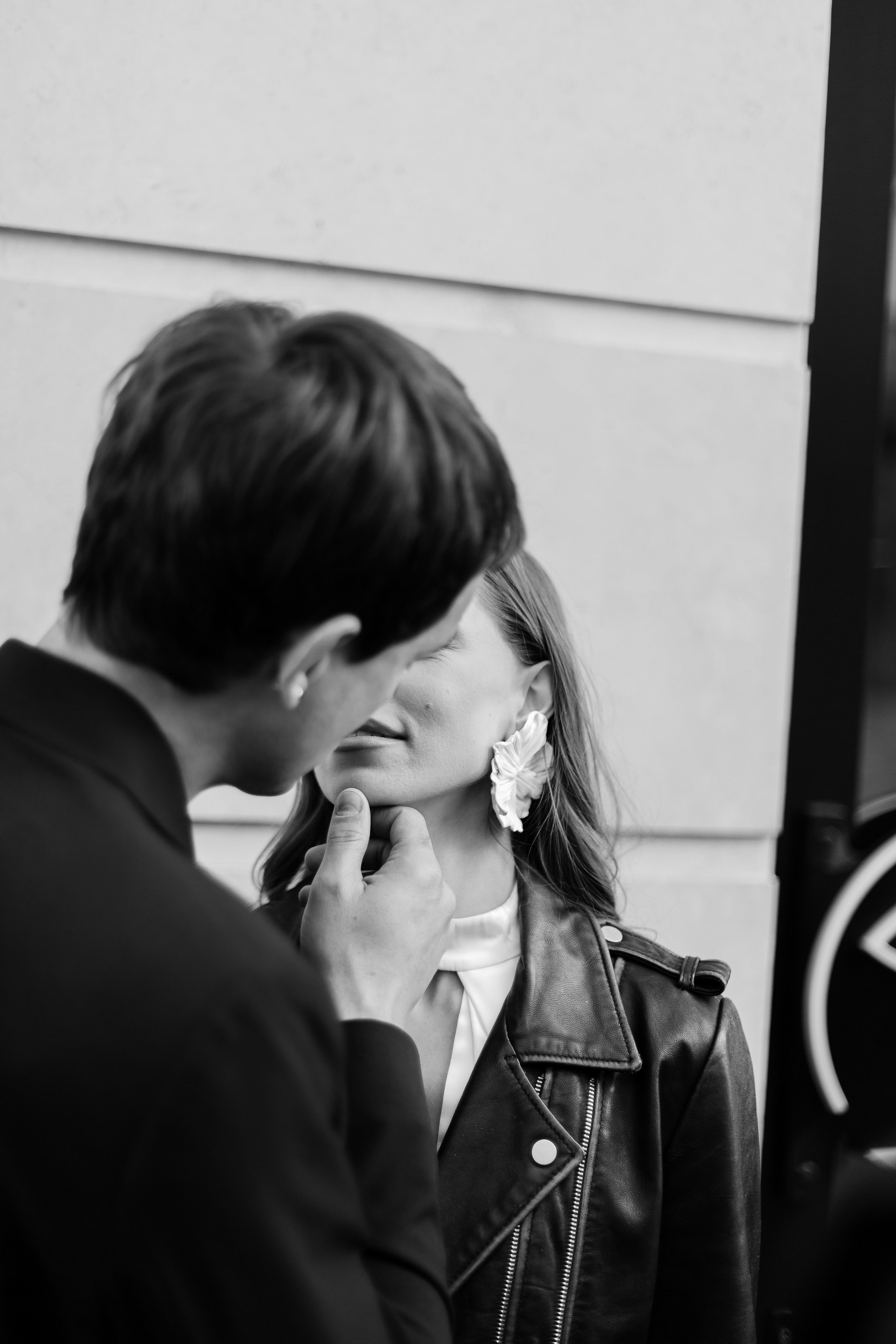 Свадебная прогулка по Патриаршим Прудам, свадебный фотограф Москва