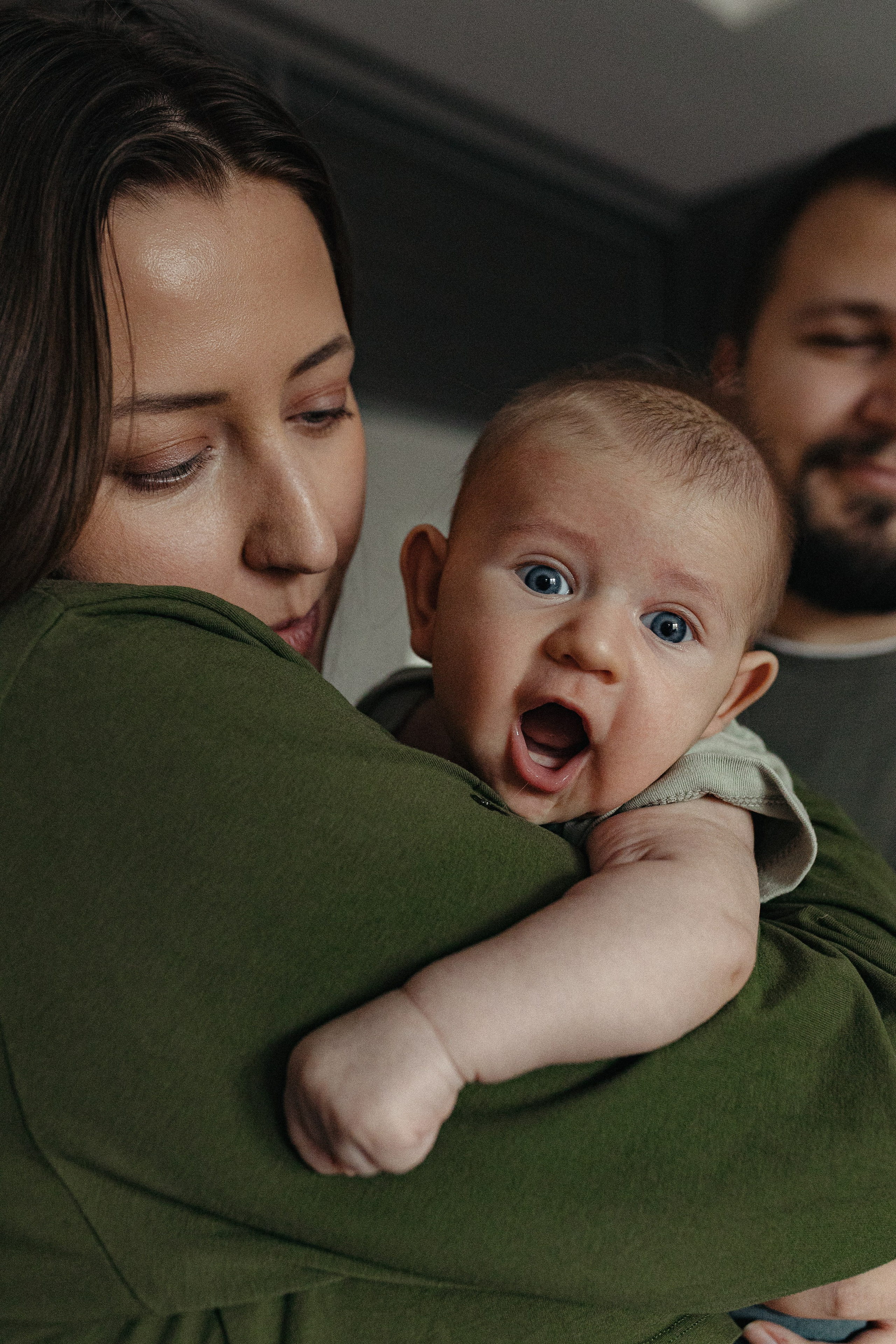 Домашняя семейная фотосессия с малышом. Портретный и семейный фотограф в Москве Мария Рослякова