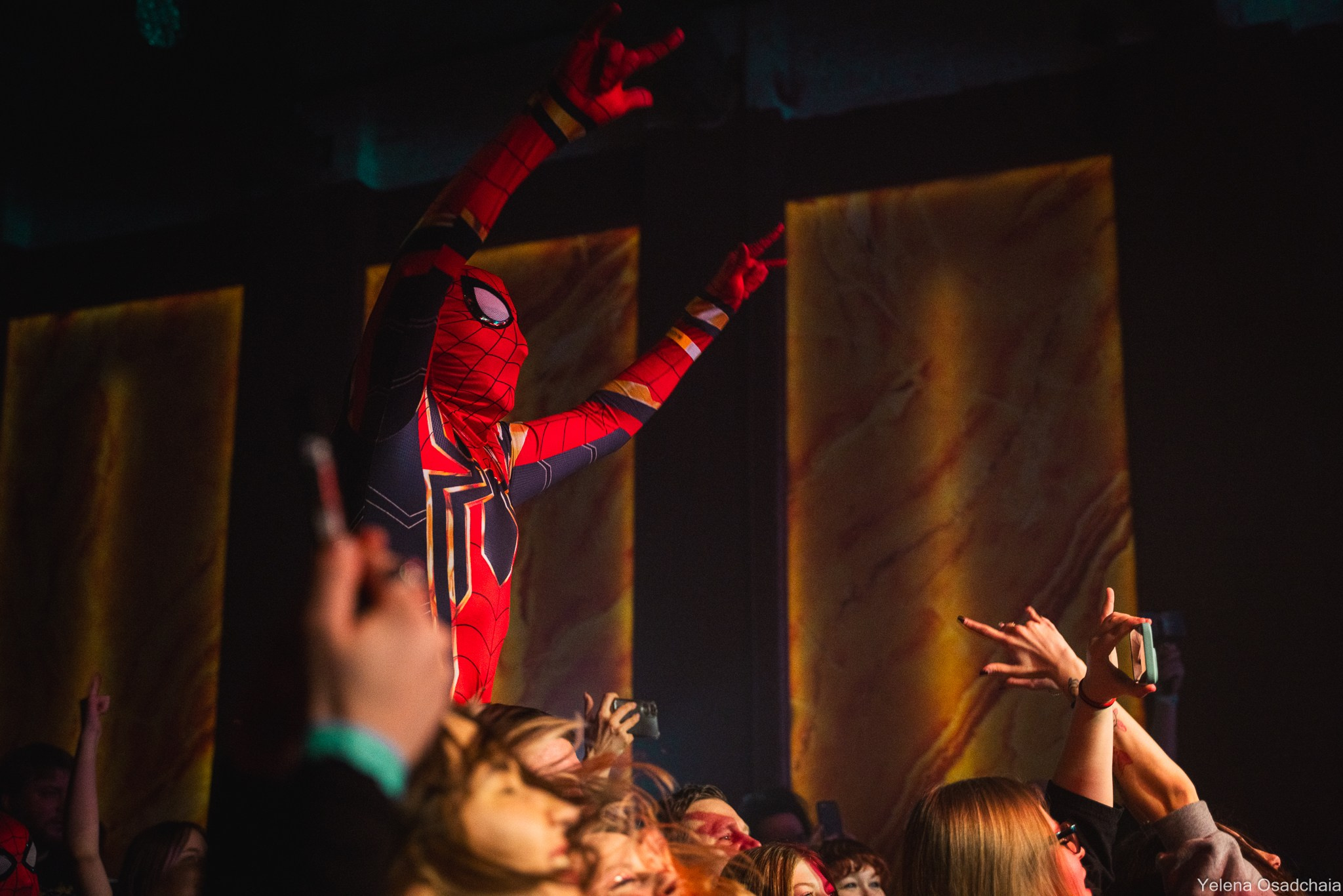 Махаон. Елена Осадчая — фотографирую музыку на сцене и в жизни