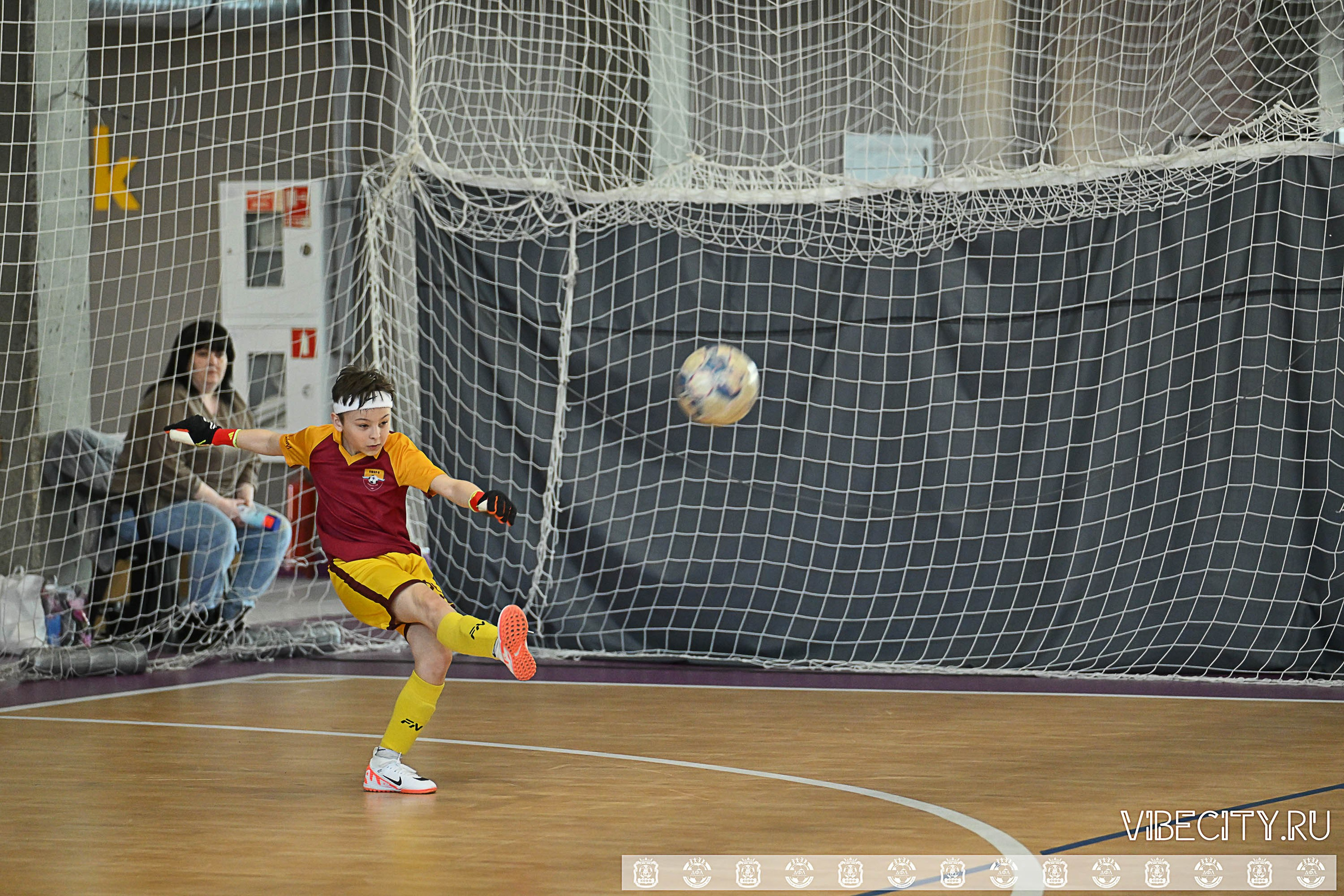 БАЛТИЙСКАЯ ЛИГА ПО ФУТЗАЛУ U10. VIBECITY.RU Вайб Сити Ру Фоторепортажи Фотоотчеты Калининград