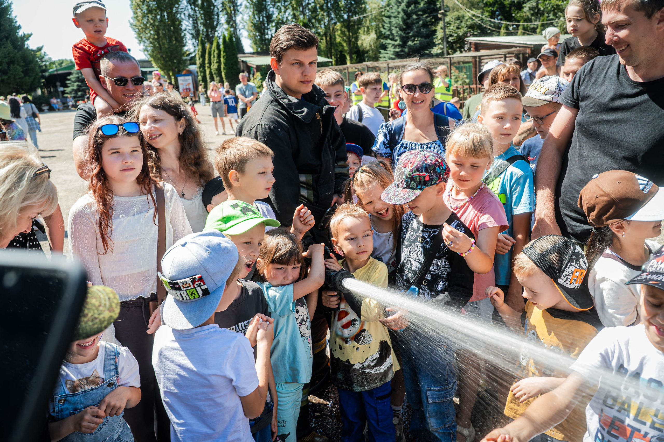 Фотограф Иваново и области ✓ Репортажная съемка ✓ Спортивные события ✓ Промышленный репортаж ✓ Корпоративные мероприятия. Звоните, доступны выезды.