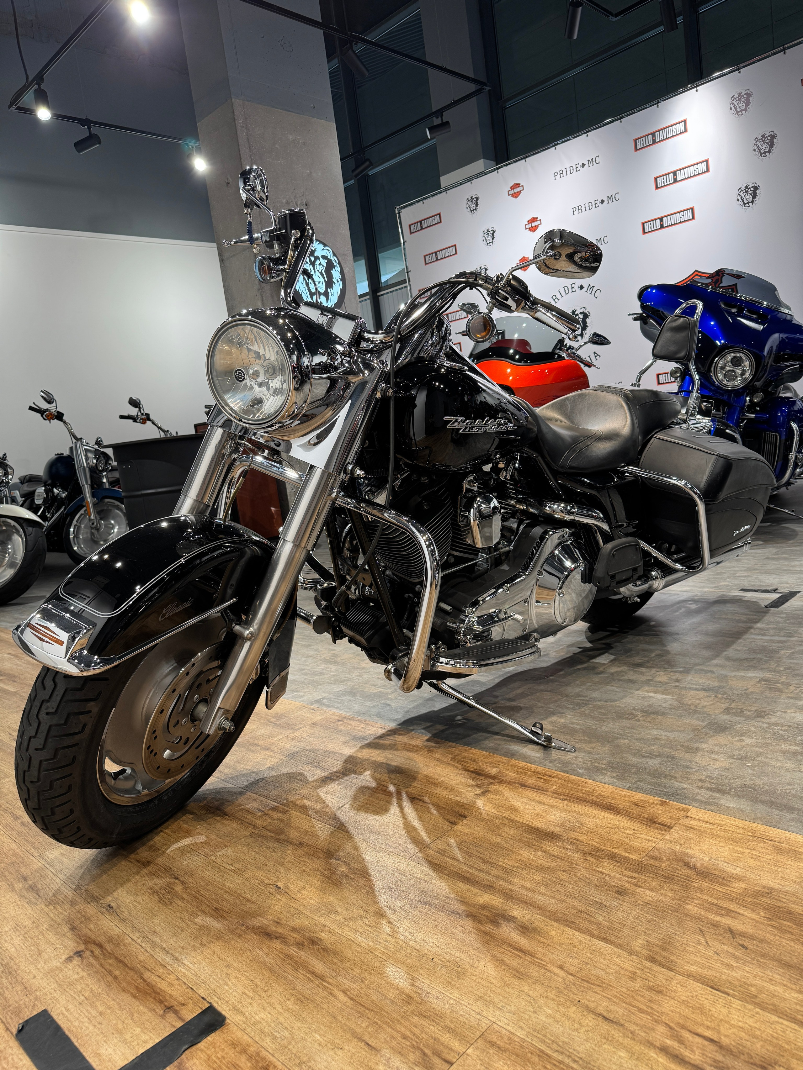 Мотоциклы Harley-Davidson Road King S&S (Screaming Eagle) (Touring) — купить мотоцикл. Hello Davidson, Москва. Только хорошие мотоциклы…