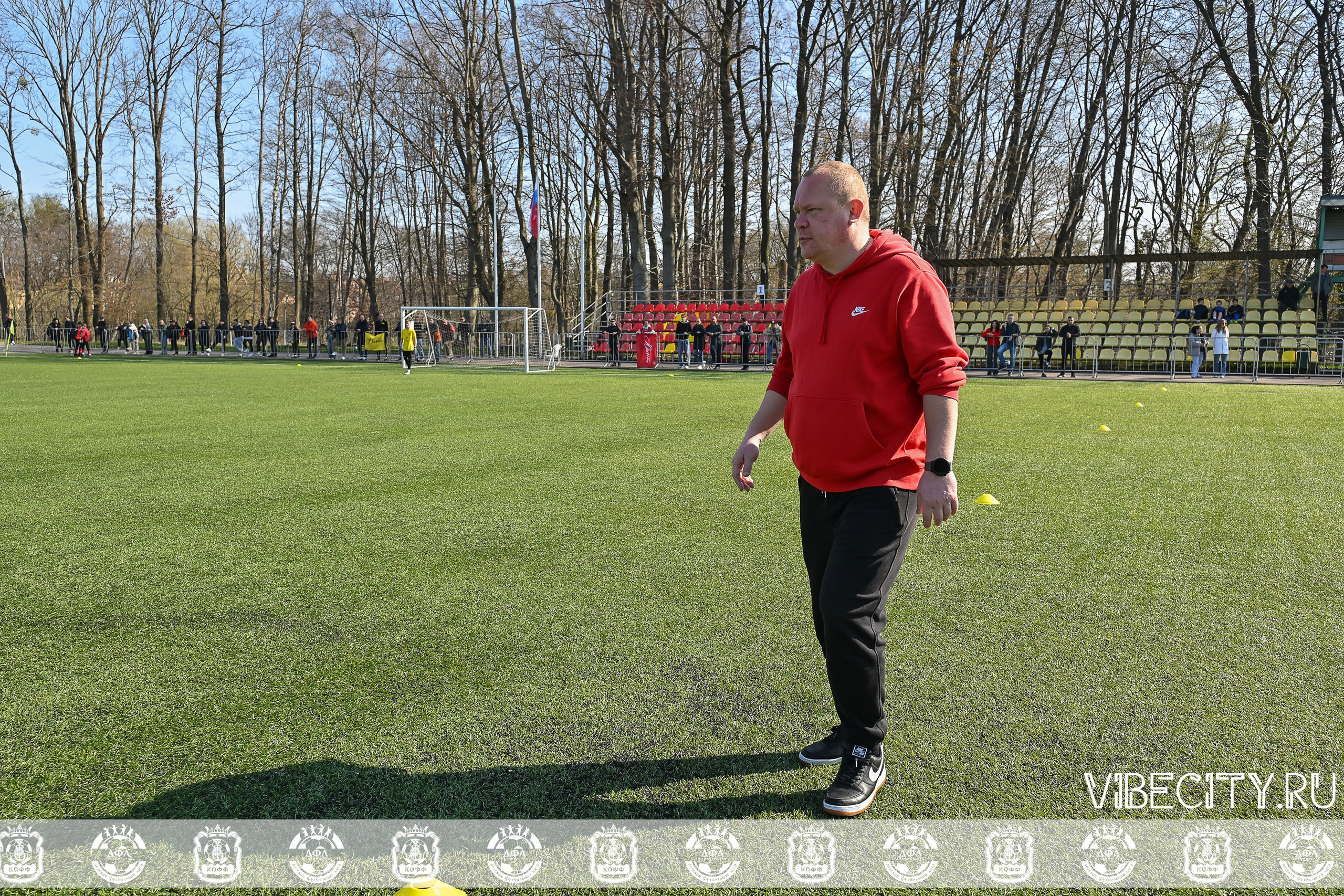 XIX Всероссийского футбольного турнира Локобол 2025 РЖД. VIBECITY.RU Вайб Сити Ру Фоторепортажи Фотоотчеты Калининград