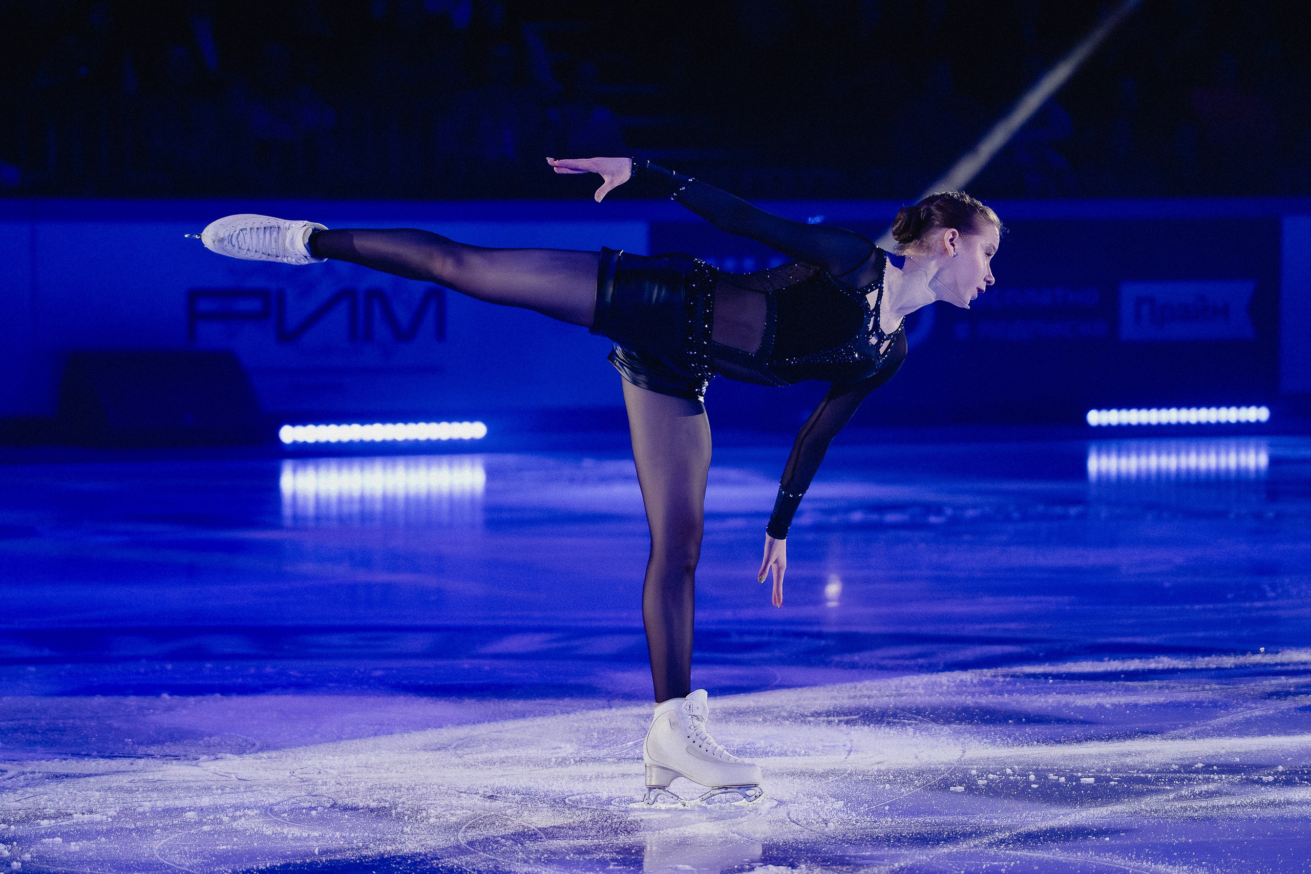 Шоу Этери Тутберидзе в Новосибирске. Воробьева Ксения — Спортивный и танцевальный фотограф Новосибирск