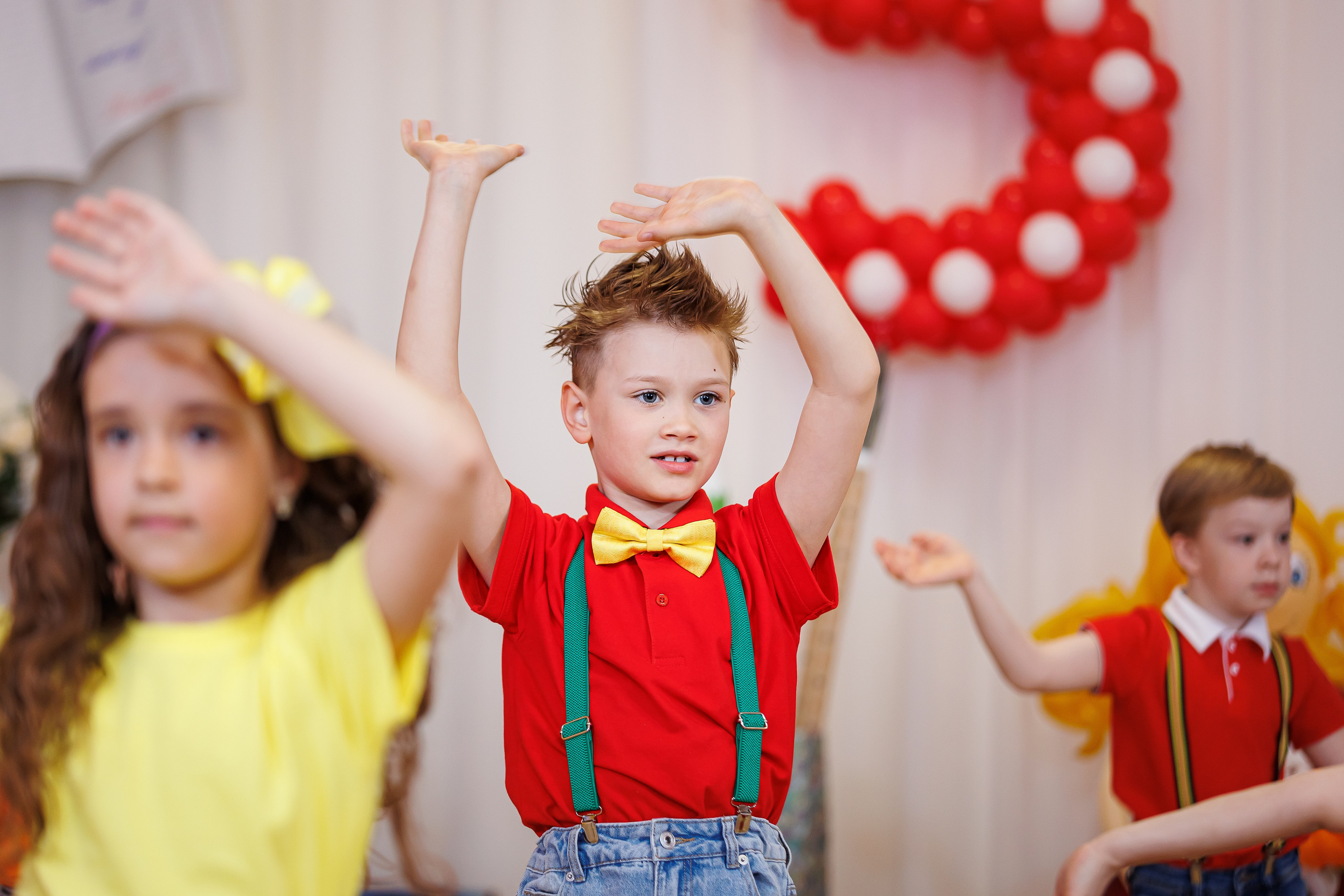 Утренники и выпускные в детском саду. Семейный и детский фотограф Комина Елена, Власиха, Одинцово