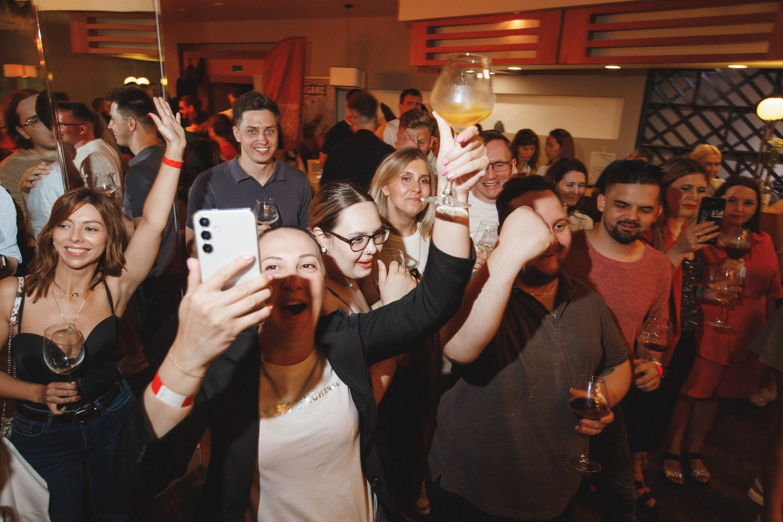 ФЕСТИВАЛЬ РОССИЙСКОГО ВИНА. СВОИ. ФОТООТЧЕТЫ-СОБЫТИЯ-МЕСТА