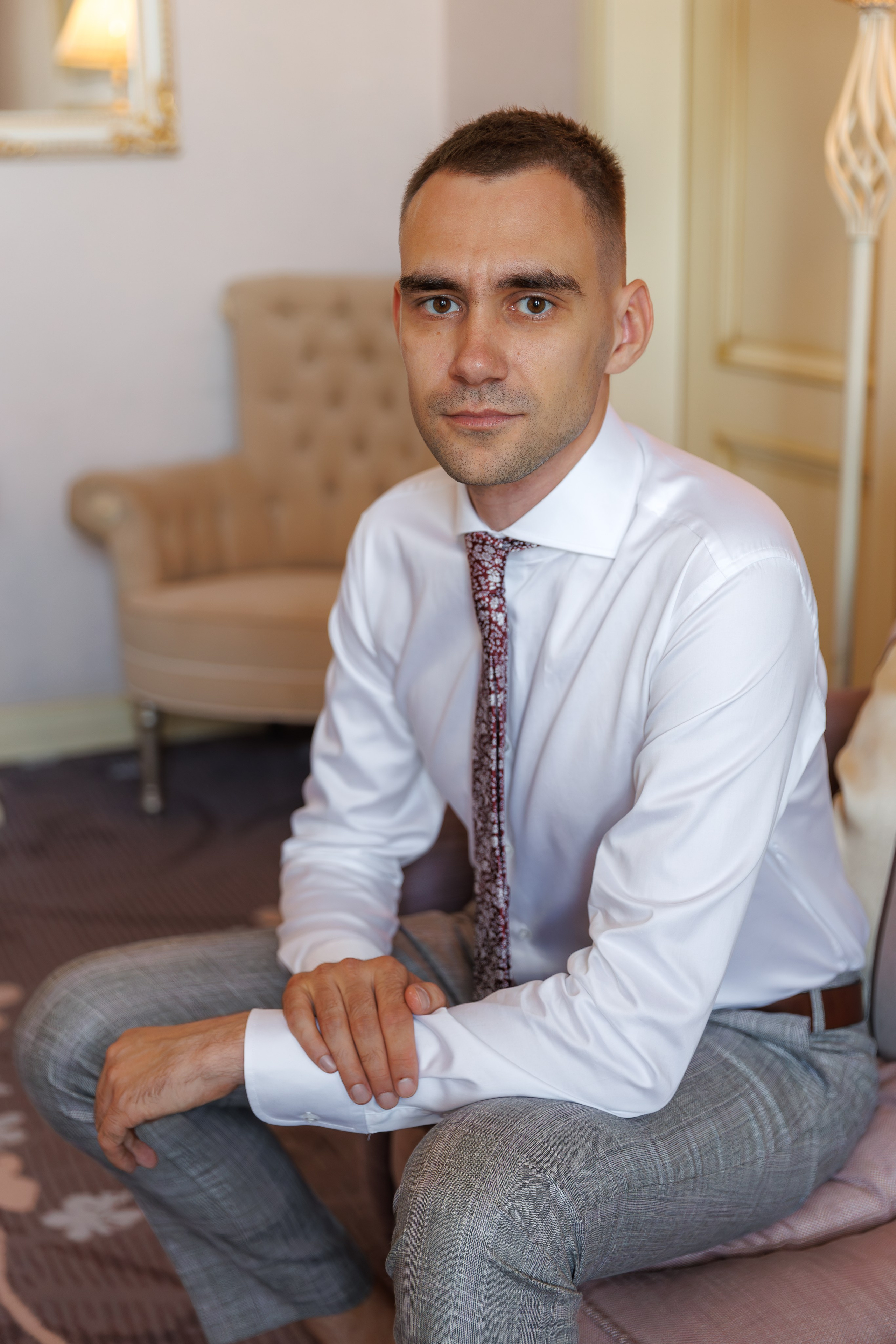 Свадебная фотосессия и сборы в отеле Милан (м. Домодедовская). Свадебный фотограф Москва и МО Сергей Киржаев