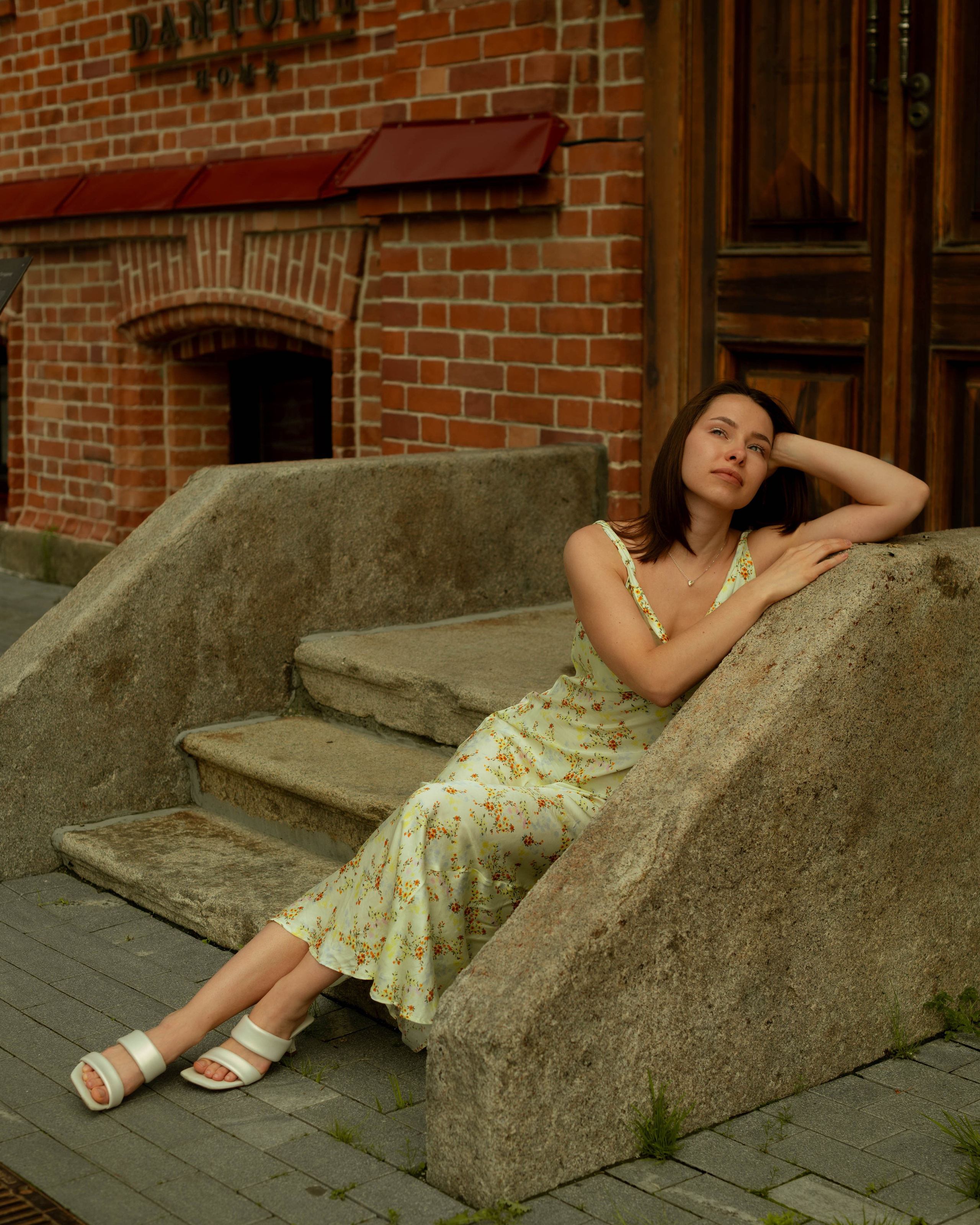 Оля. Женский фотограф. Создатель украшений ручной работы. Модель