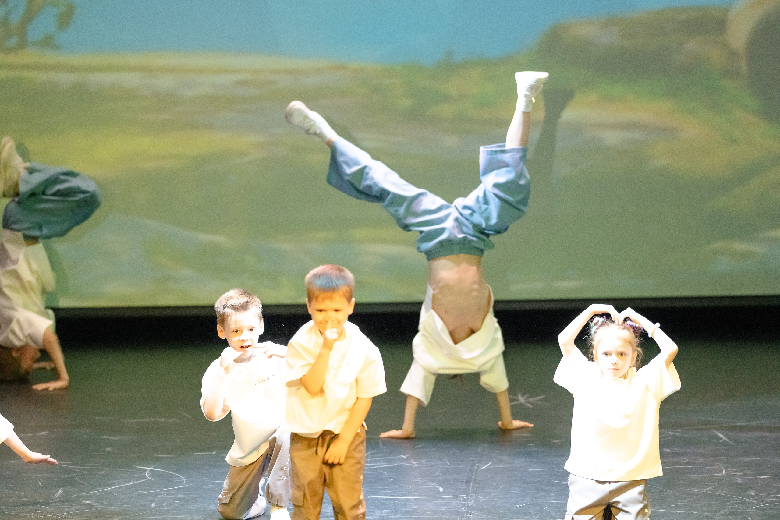 DANCE SPASE отчетник брейкданс