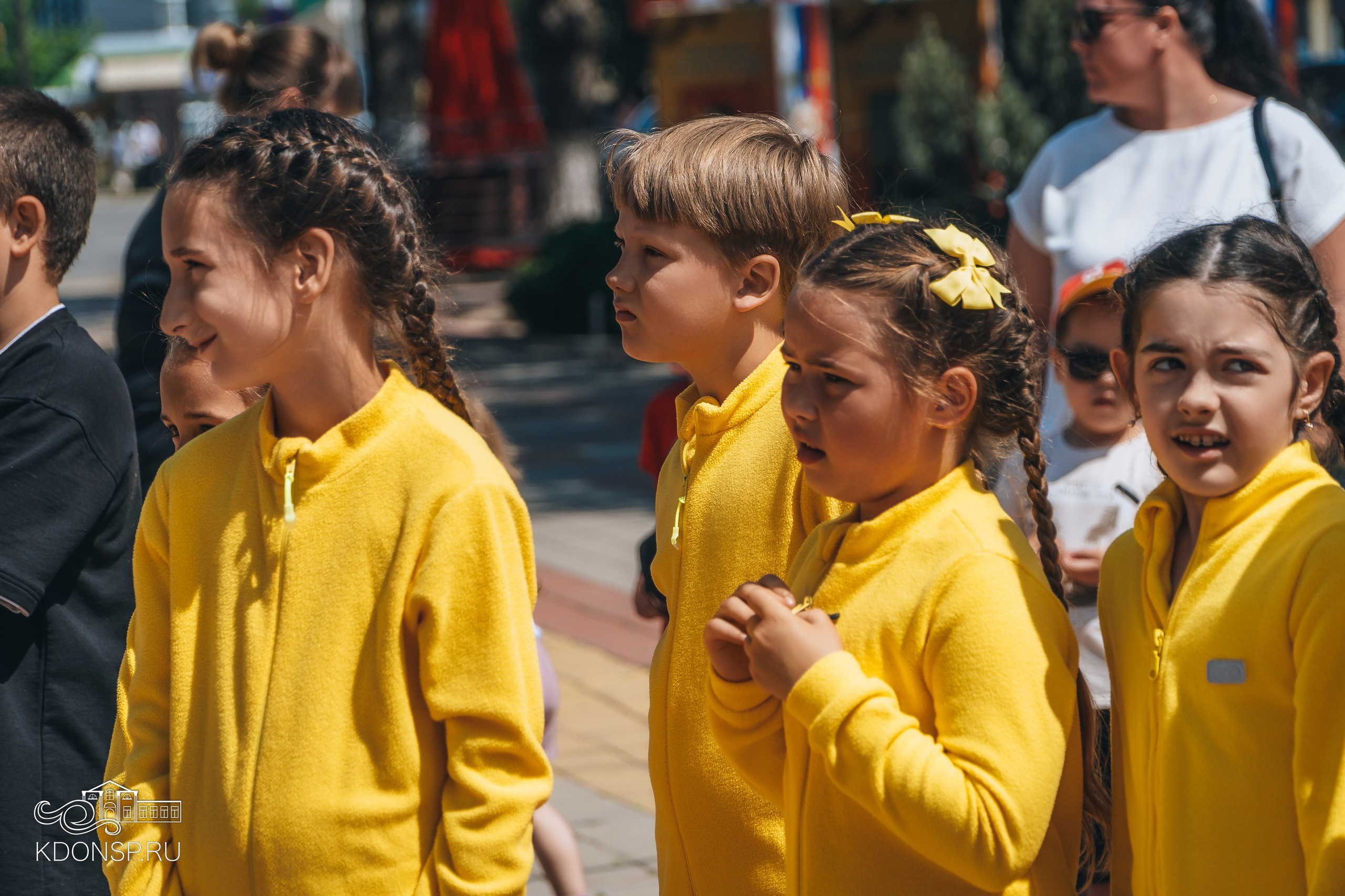 Должны смеяться дети. Новотитаровский Дом культуры