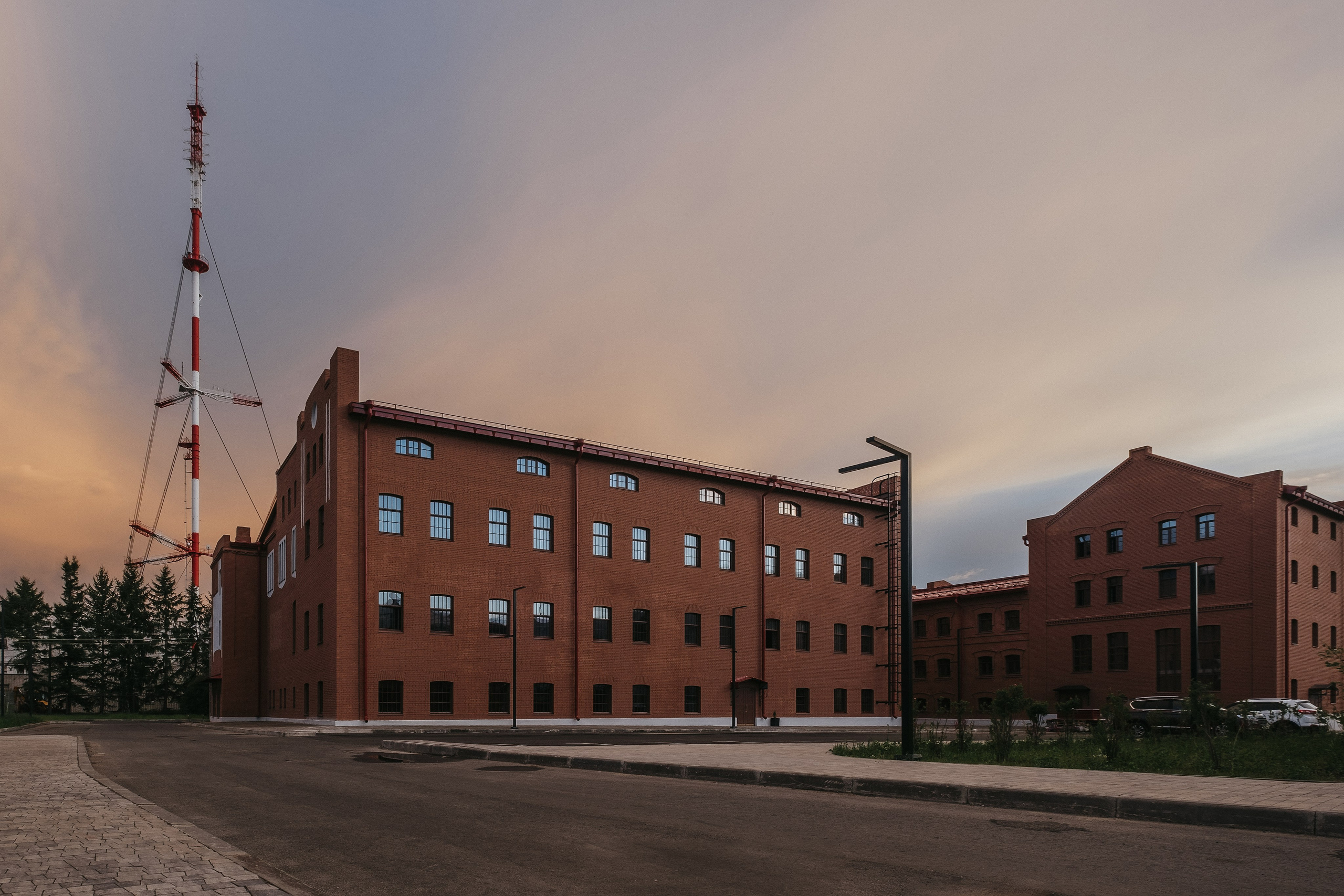 Пивоваренный завод после реставрации здания. Свадебный и репортажной фотограф Денис Ожигин в Краснодаре и Краснодарском крае