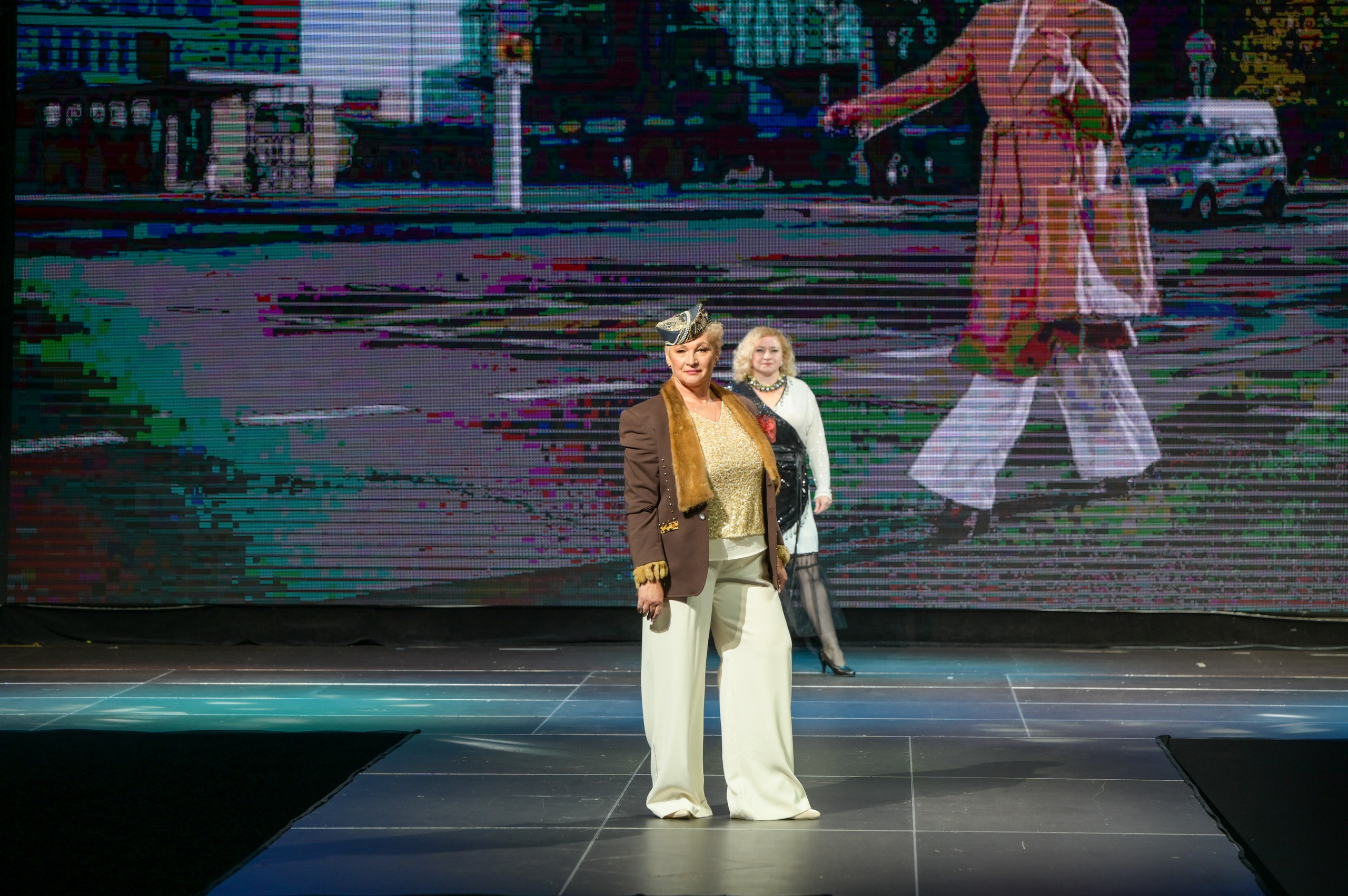 Fashion Show Photos. Фотоуслуги, услуги фотографа, фотографирование важных событий