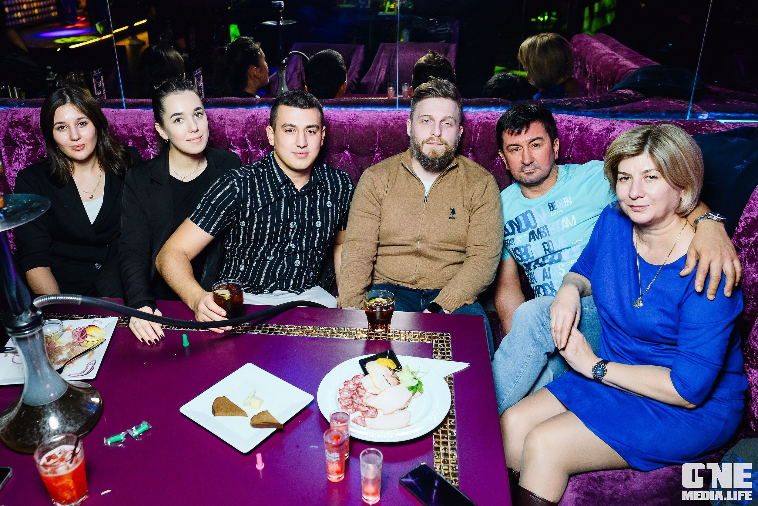 Фоторепортаж из караоке-клуба Эйфория. One Media Life: фоторепортажи, фотоотчеты с мероприятий и заведений