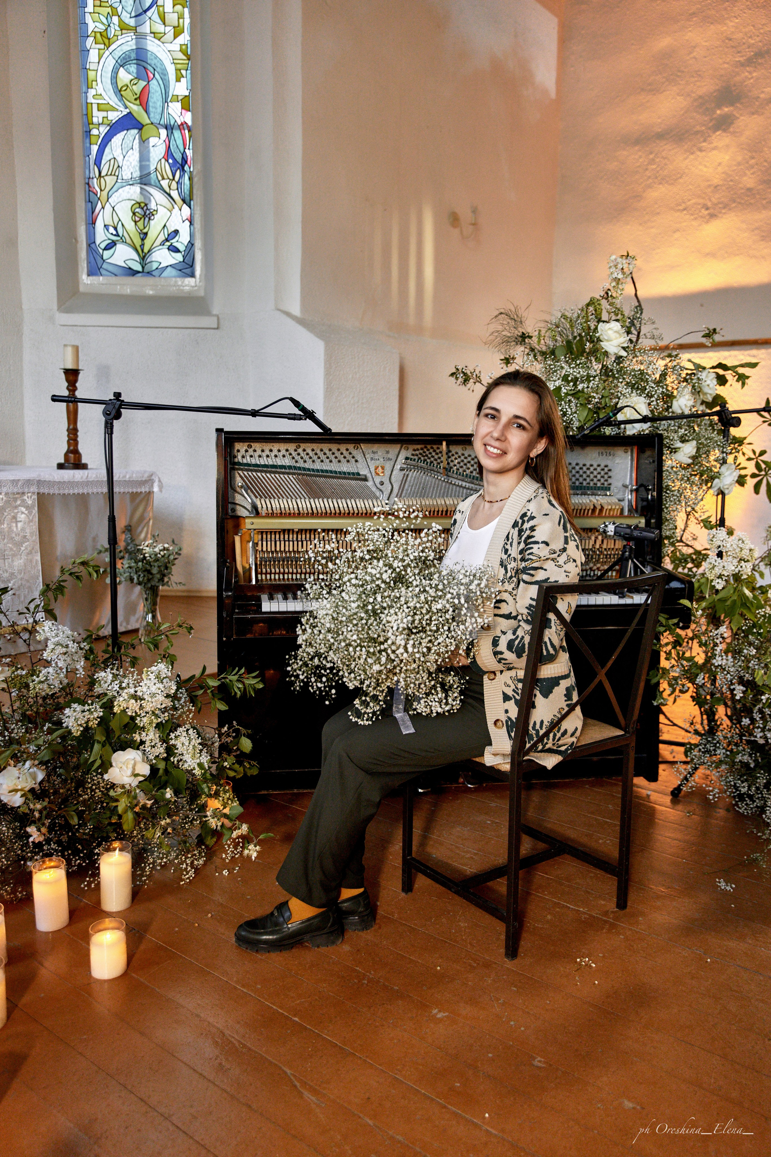 Концерт Дениса Стельмаха. Ульяновск, Евангелическо-Лютеранская церковь Св.Марии. Свадебный и семейный фотограф в Ульяновске Орешина Елена
