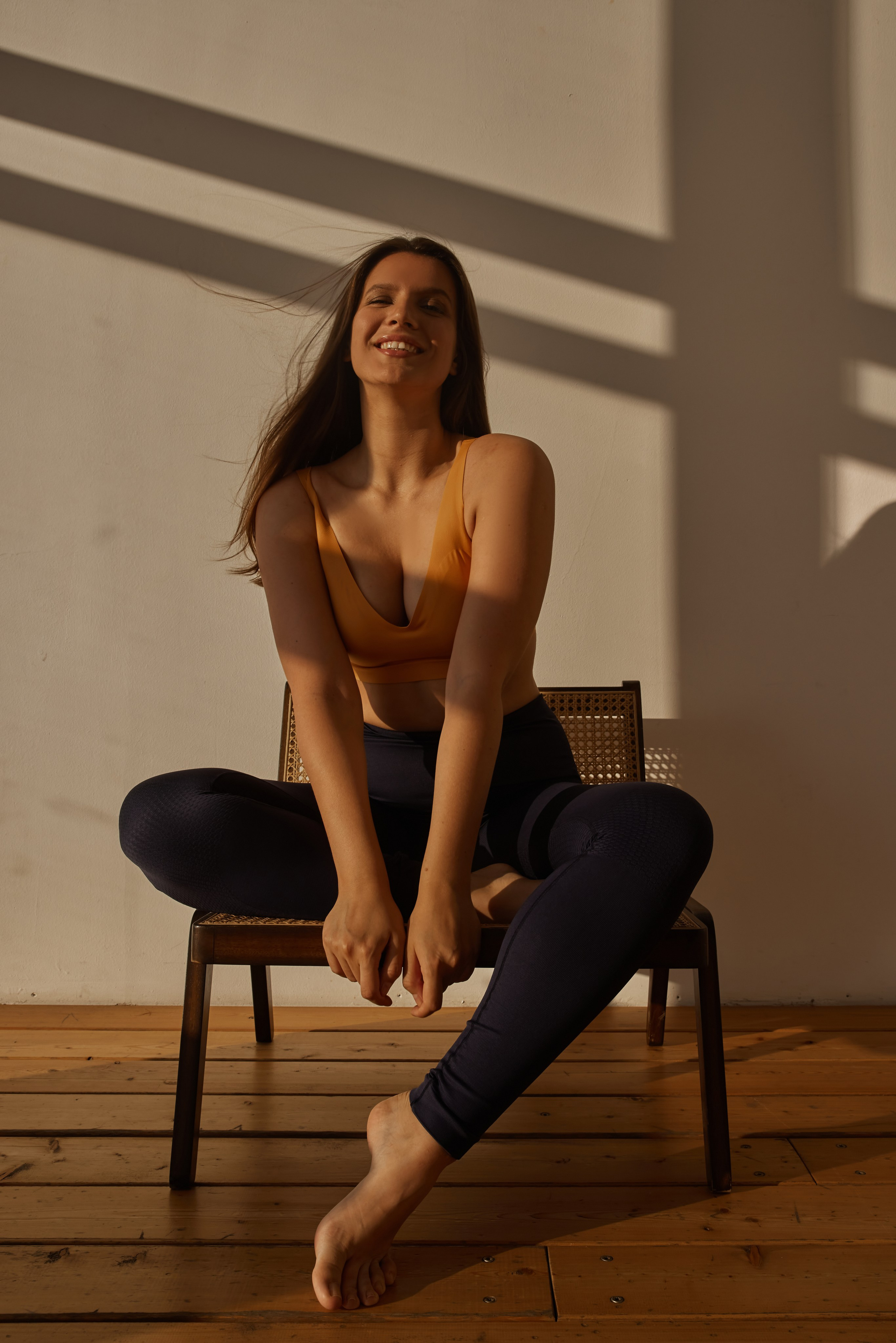 Модель Полина Новосибирск. Коммерческий фотограф для маркетплейсов Wildberries и Ozon в Новосибирске — фото и видео для брендов