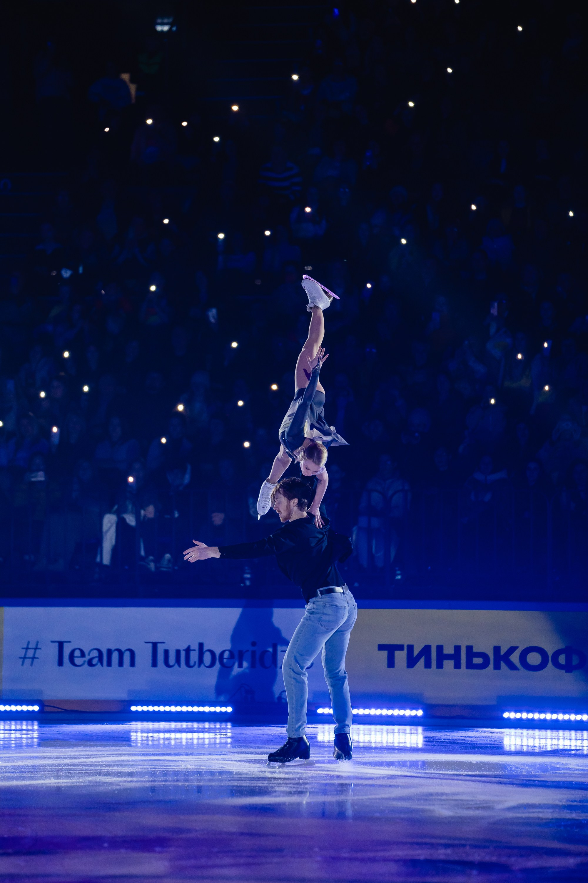 Шоу «Чемпионы на льду» в Новосибирске. Воробьева Ксения — Спортивный и танцевальный фотограф Новосибирск