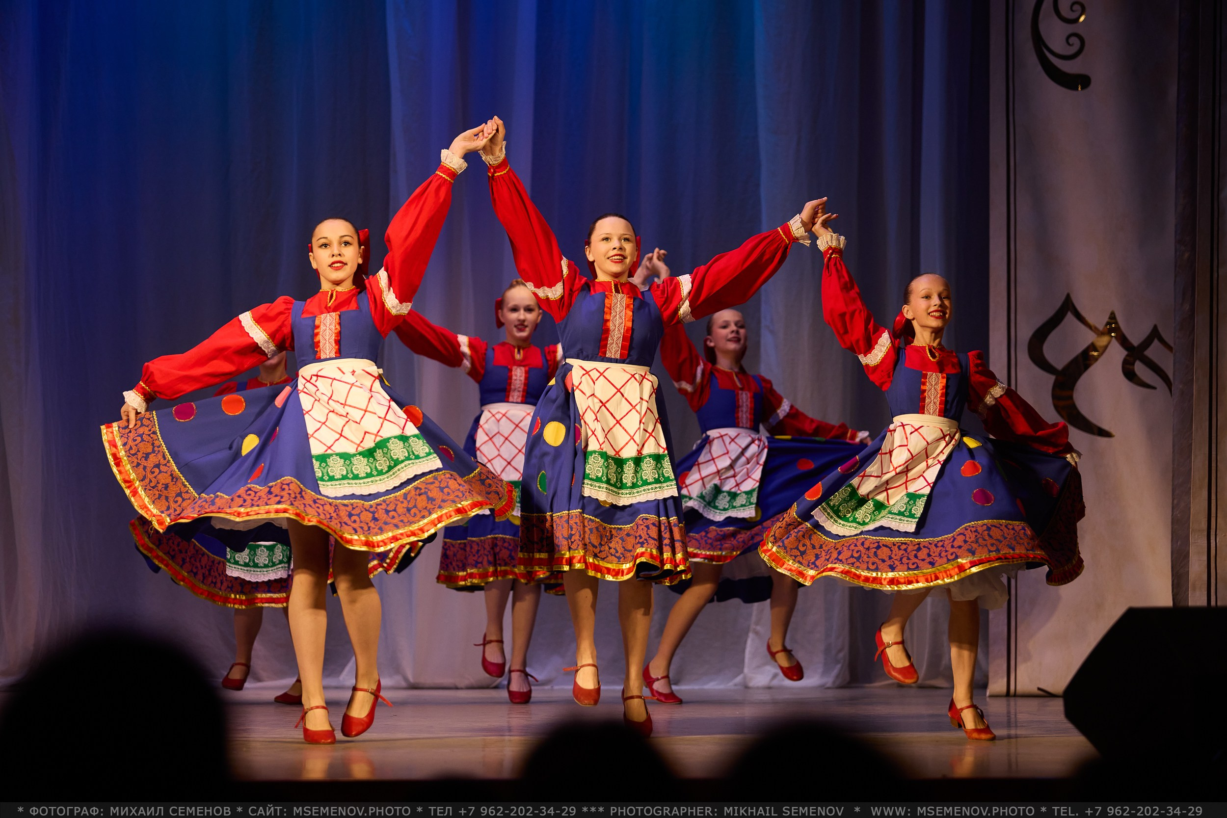Фоторепортаж с Концерта «Волжанка» и «Задоринка»