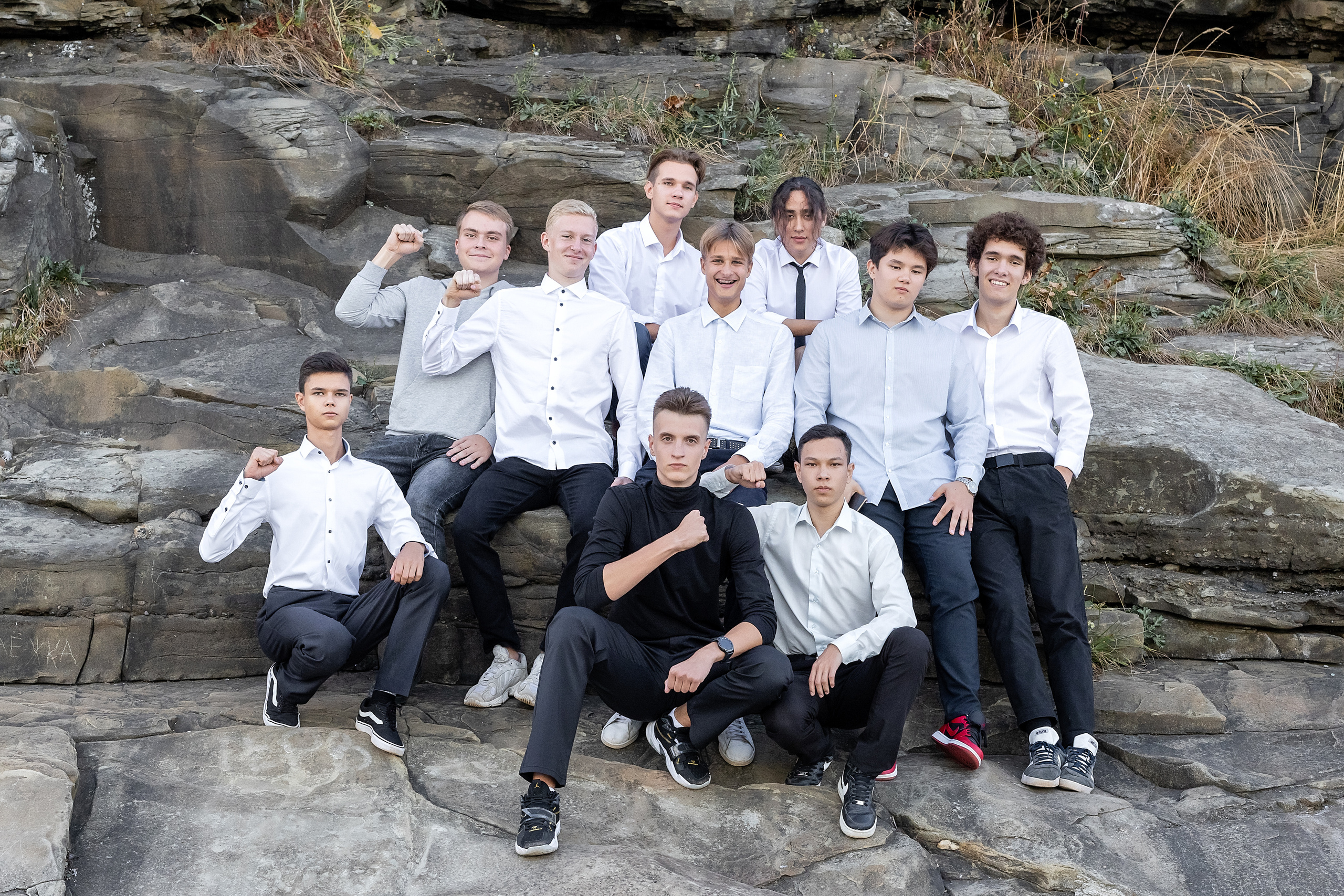 Гимназия № 1, 11 класс, б. Стеклянная. Стильный выпускной альбом Владивосток фотограф Вероника Мигачева