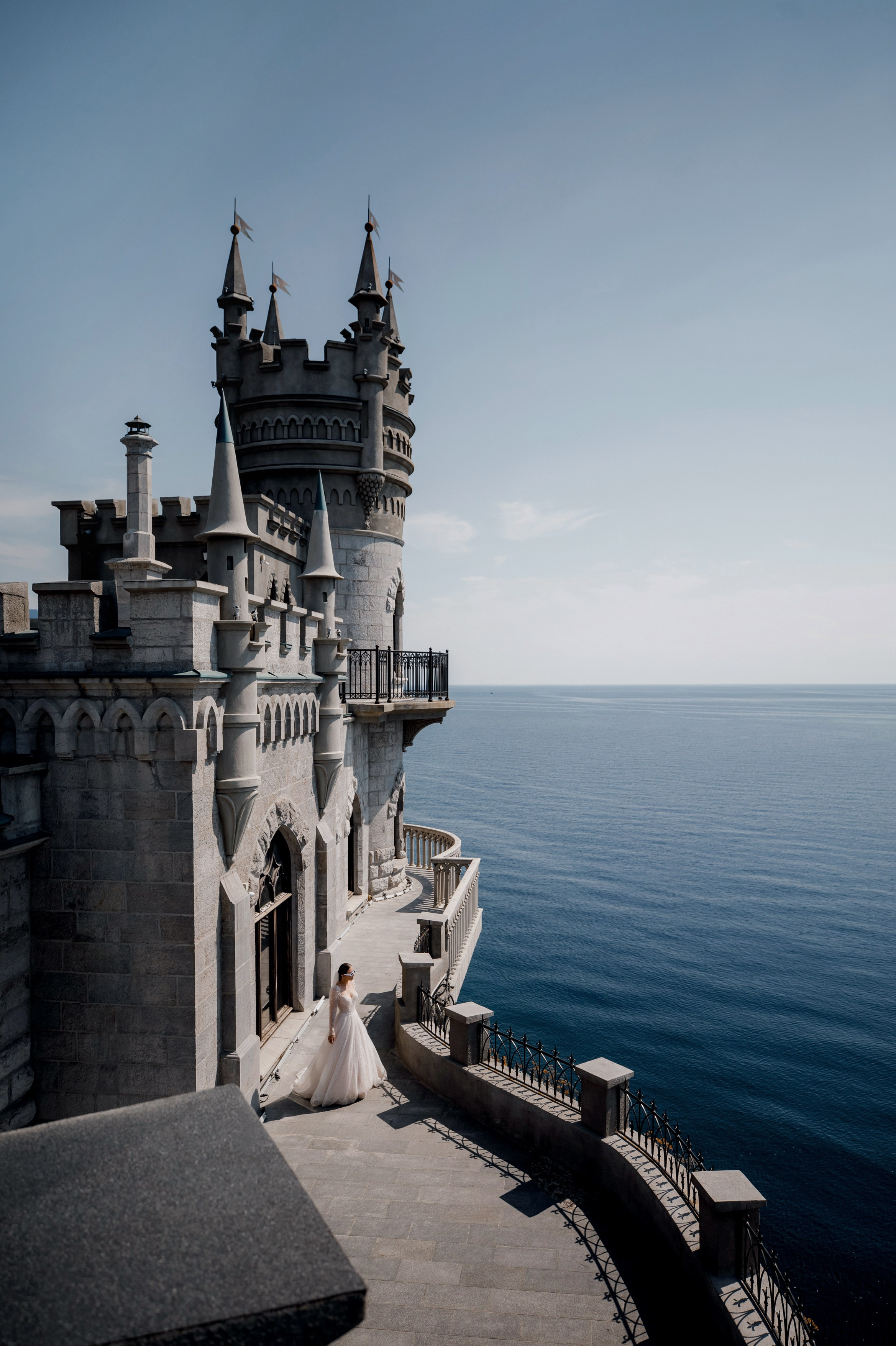 свадебная Фотосессия в замке "Ласточкино гнездо" в Крыму