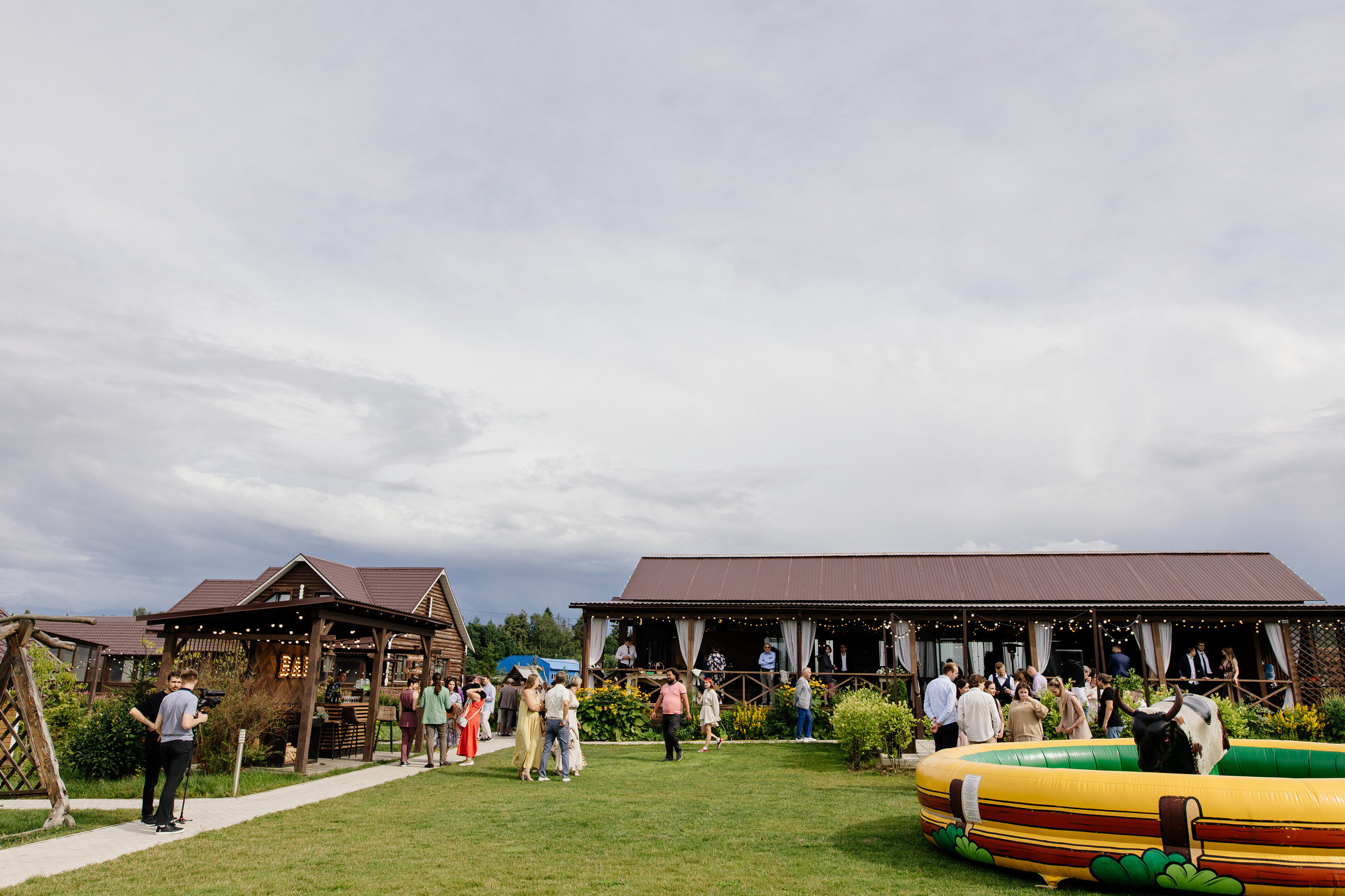 Свадьба на природе на Ранчо RanchoWed. Свадебный и семейный фотограф Екатерина Иванова