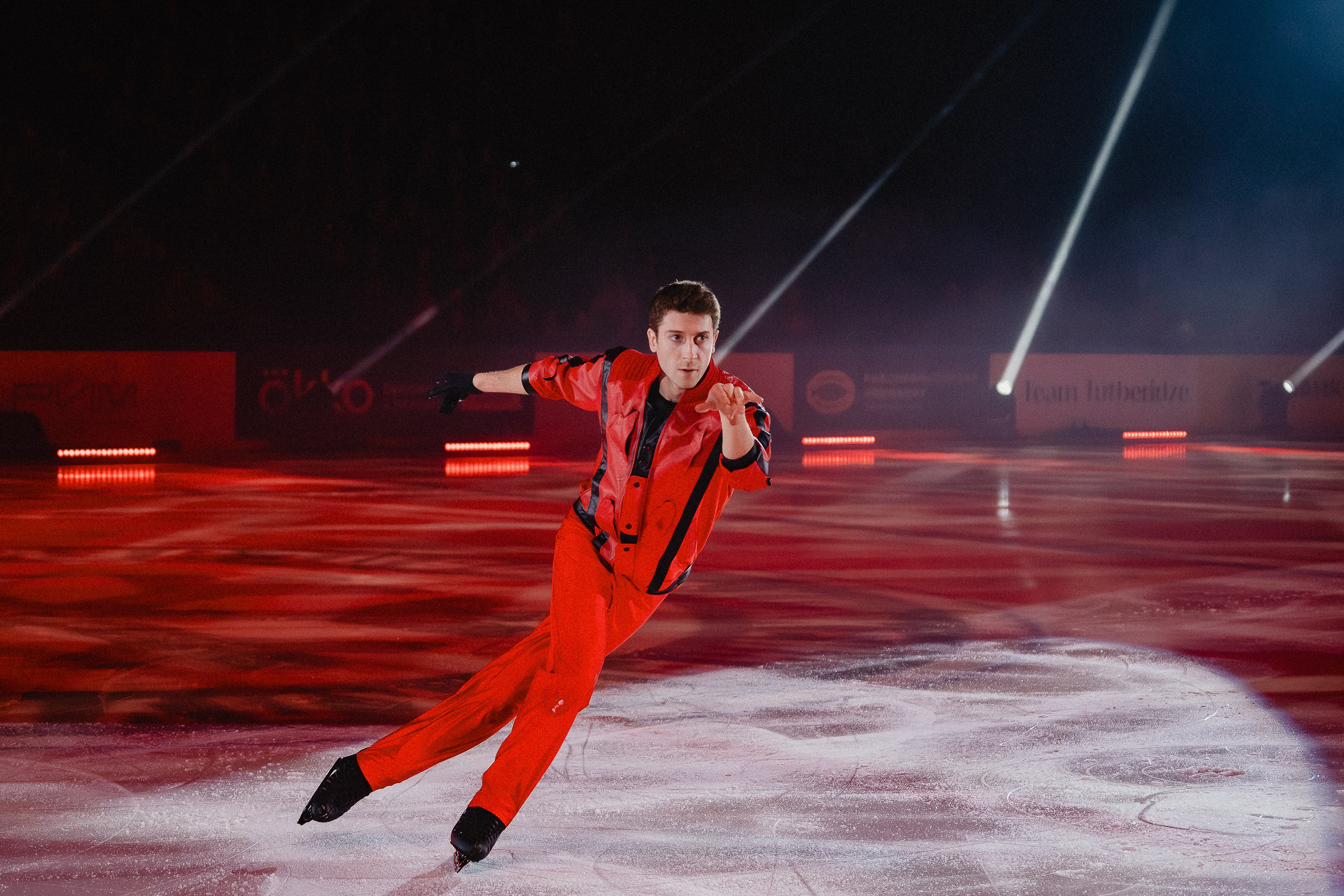 Шоу Этери Тутберидзе в Новосибирске. Воробьева Ксения — Спортивный и танцевальный фотограф Новосибирск