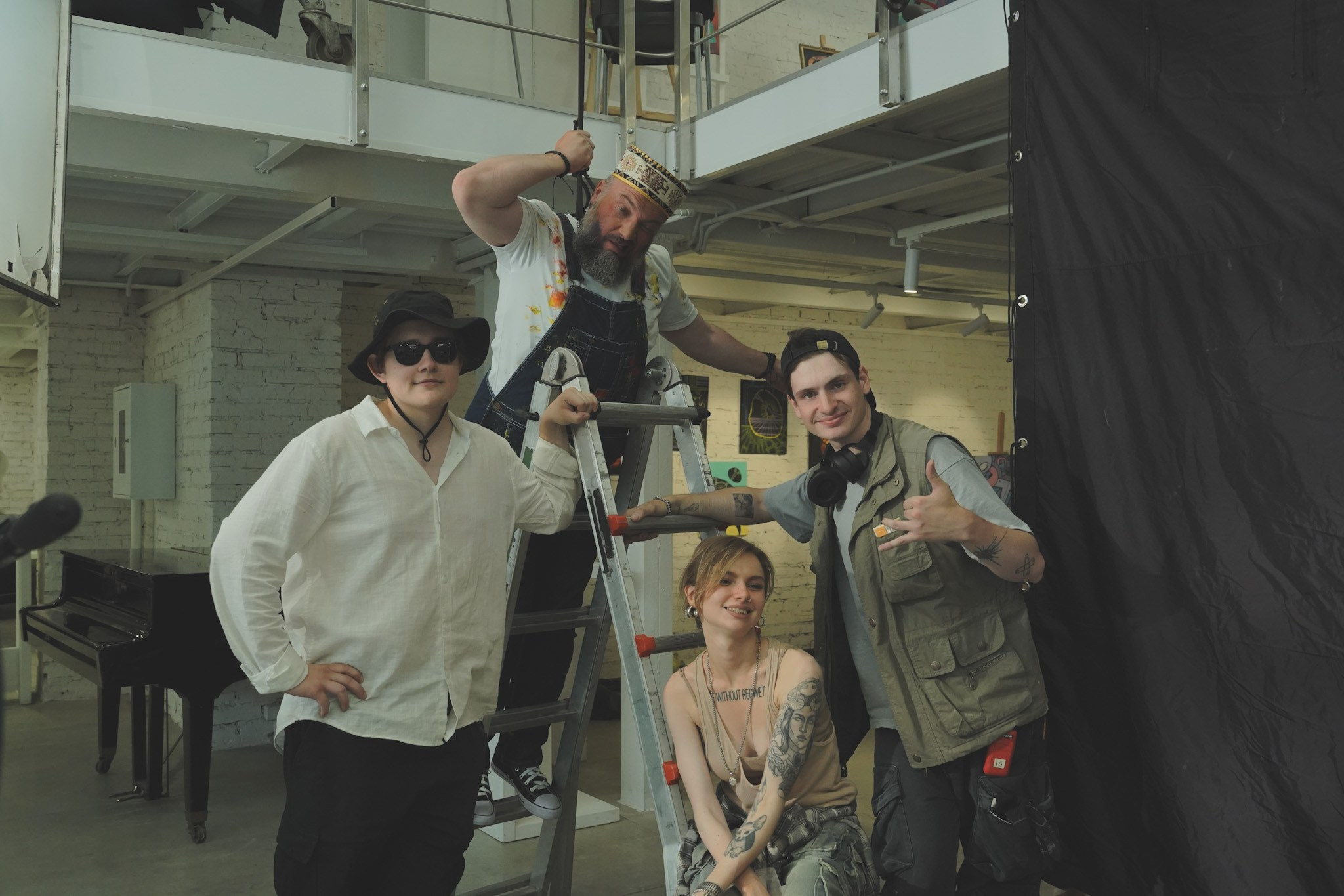 За кадром — Сериал " Стерва ". Beardy Pix