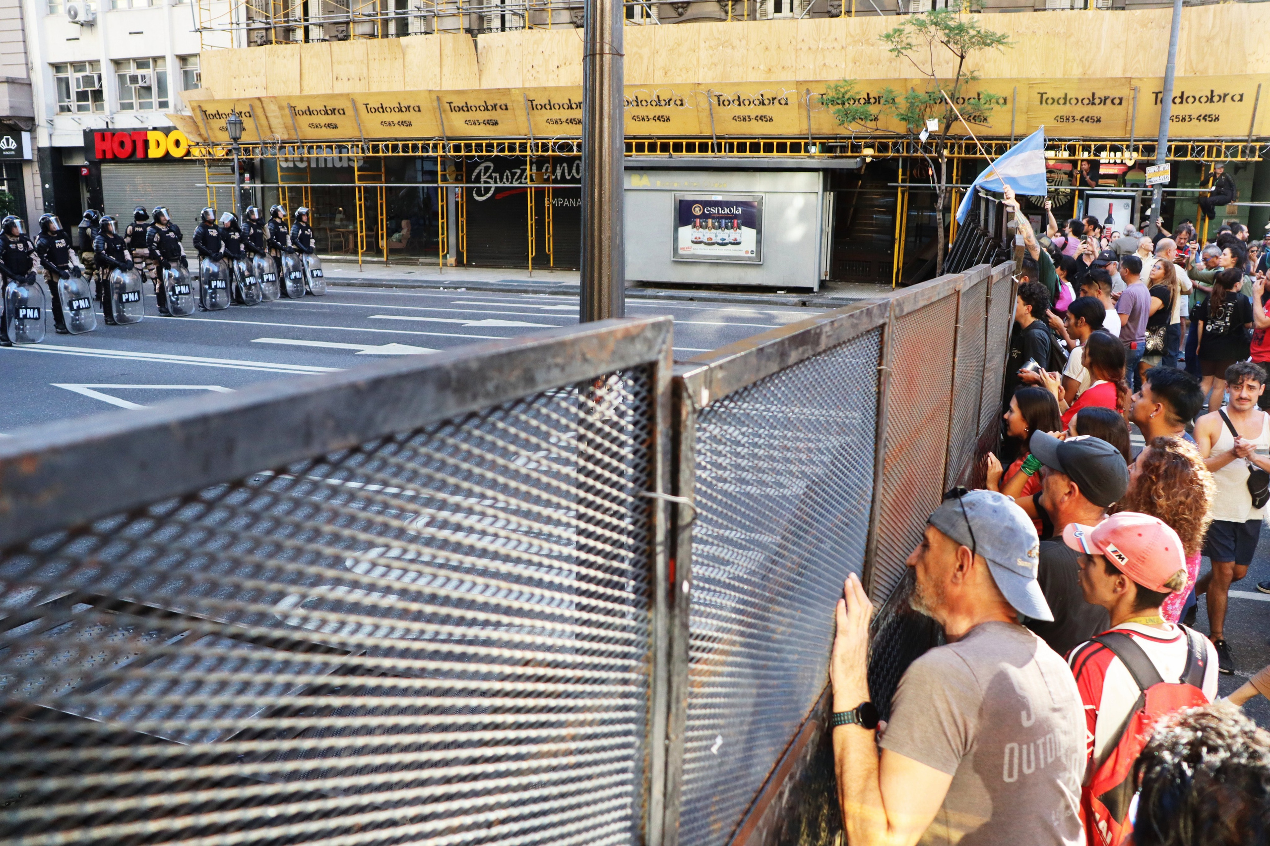 Protests. Buenos Aires. Семейный и детский фотограф в Буэнос-Айресе Перевозчикова Анна Fotógrafa de familia y niños en Buenos Aires Perevozchikova Anna