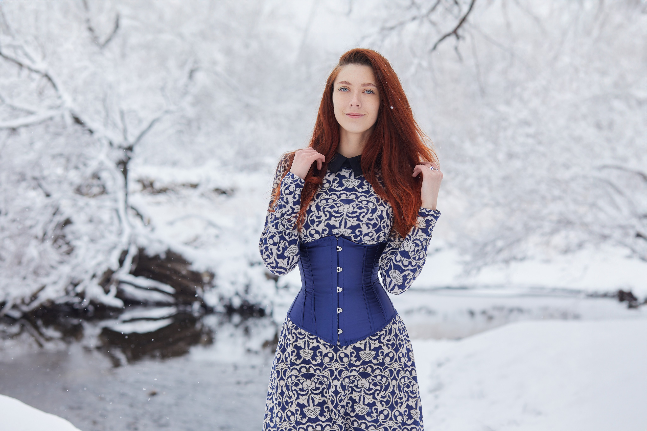 Скачайте бесплатные фото камней дзен на фоне реки