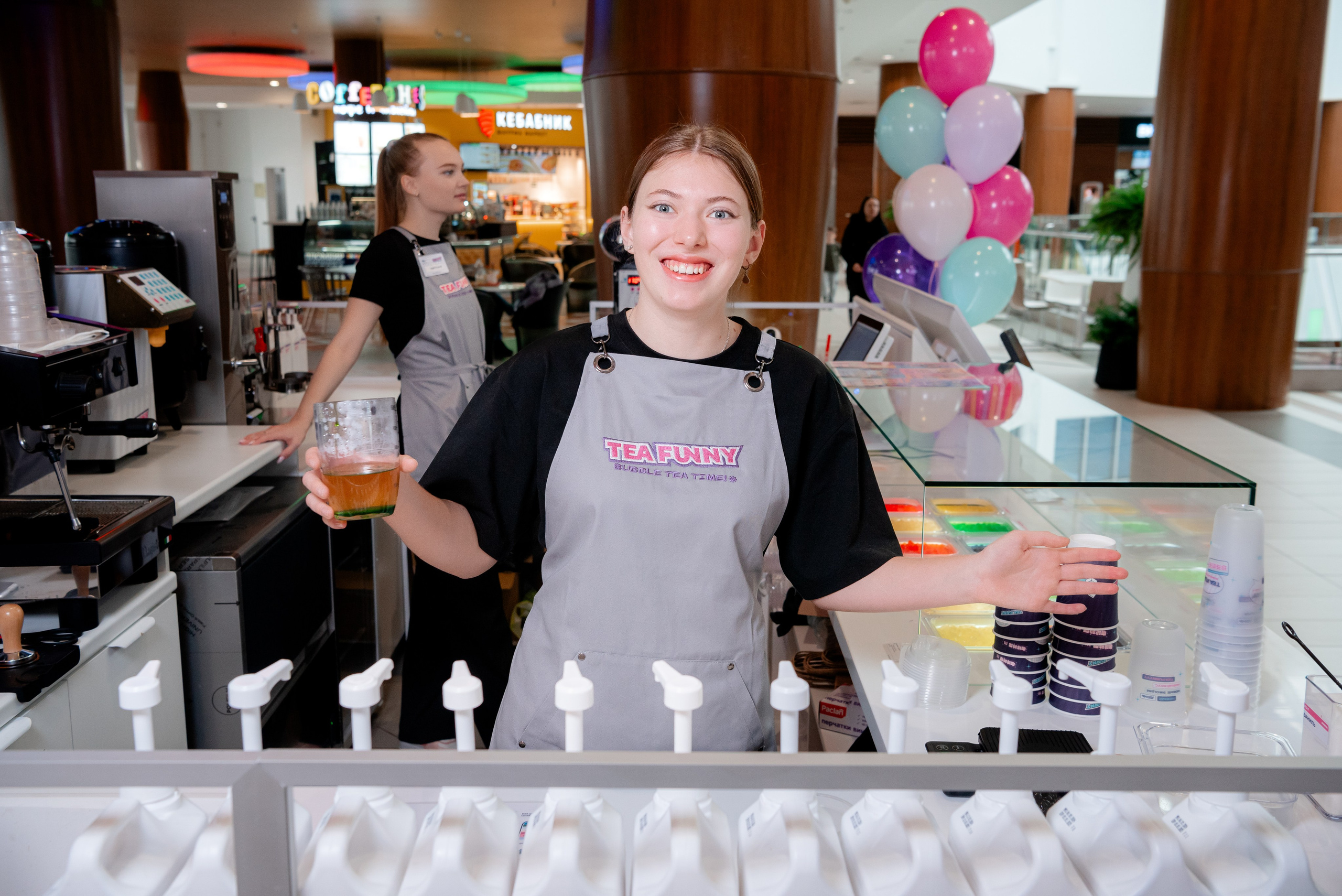 Открытие Tea Funny в Акварели. Фотограф в Волгограде и Волжском Александр Горбань