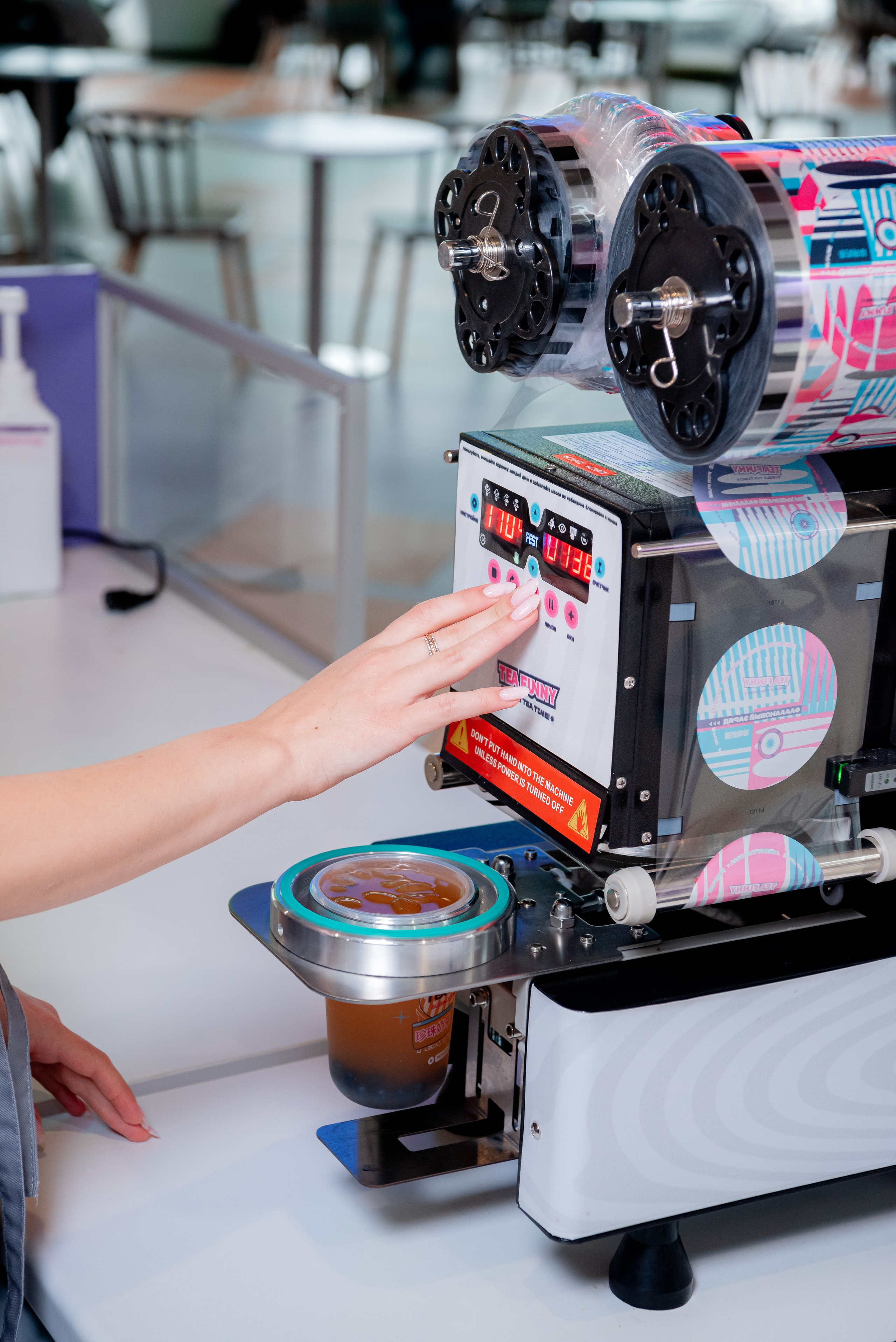 Открытие Tea Funny в Акварели. Фотограф в Волгограде и Волжском Александр Горбань