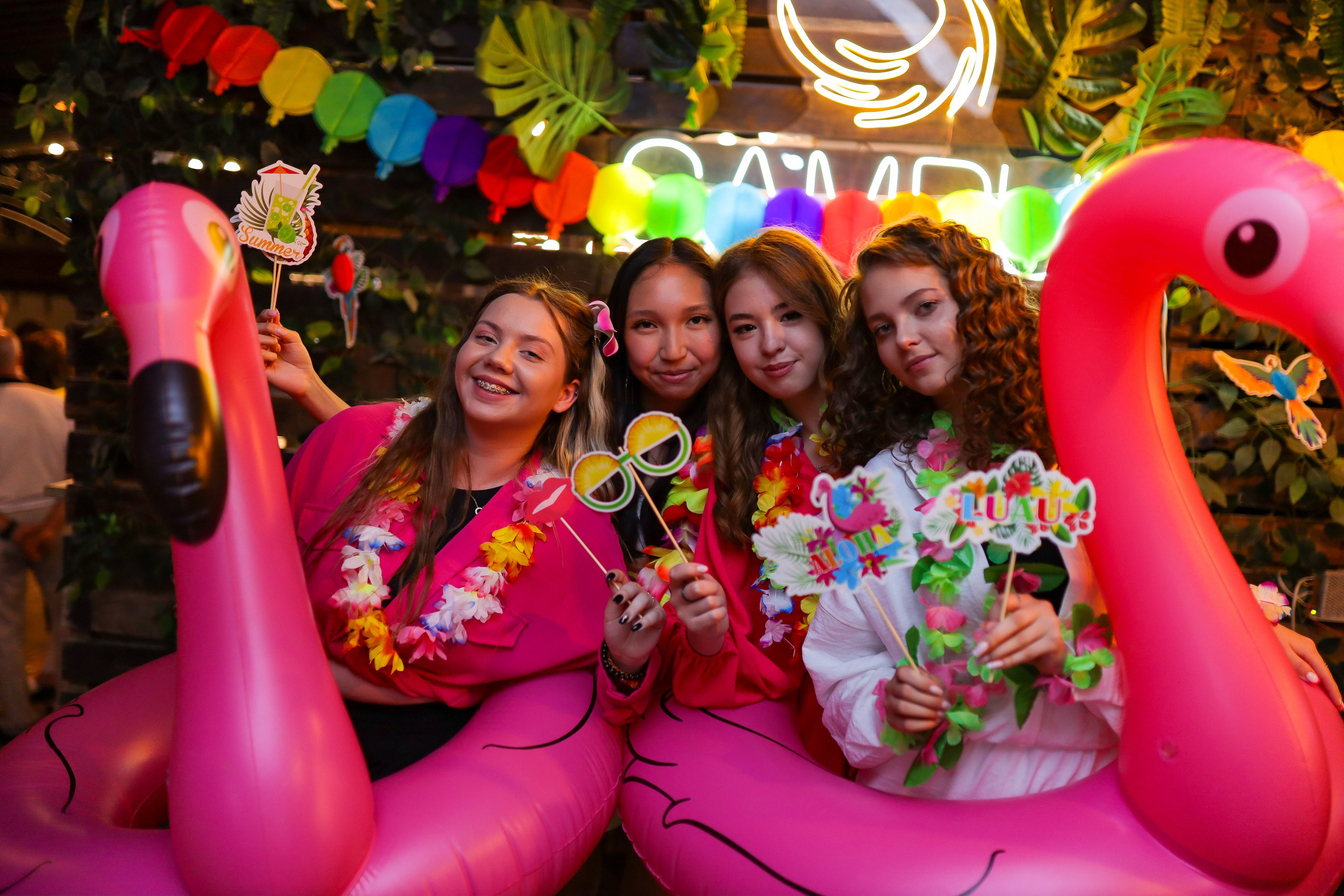 Выпускники. Фотограф в Жезказгане. Графический дизайнер