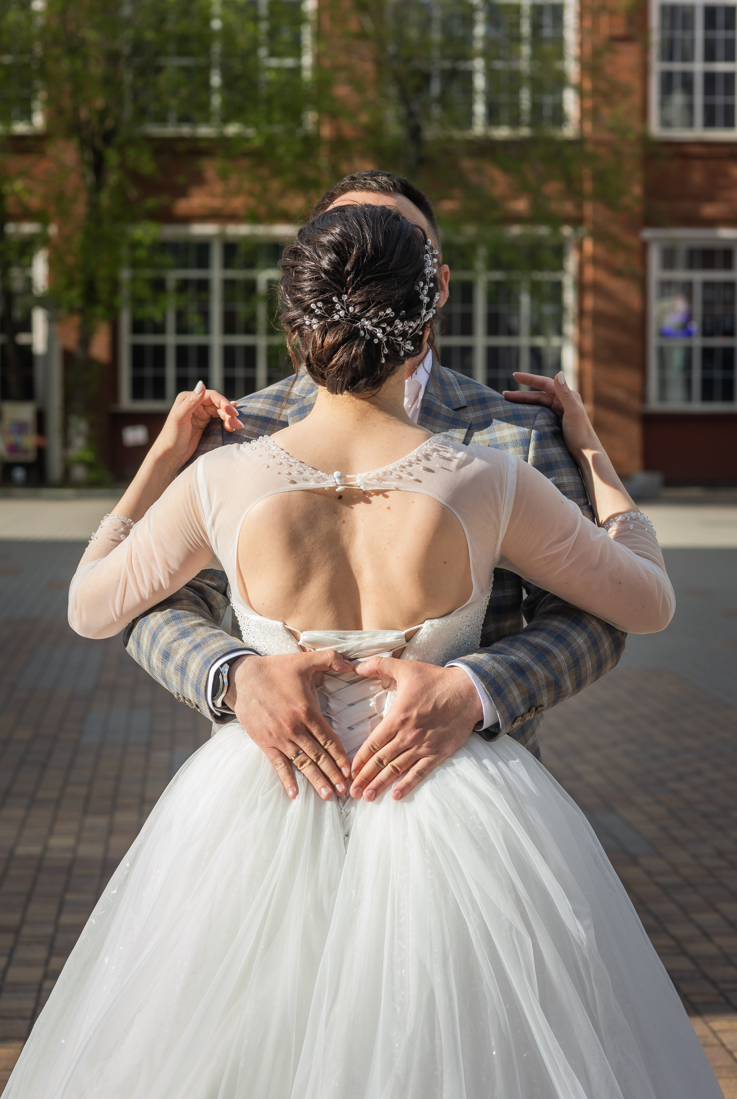 Миша и Маша. Весенняя свадьба 18.04.2023. Семейный фотограф в Москве Наталья Чуб, заказать Фотокнигу