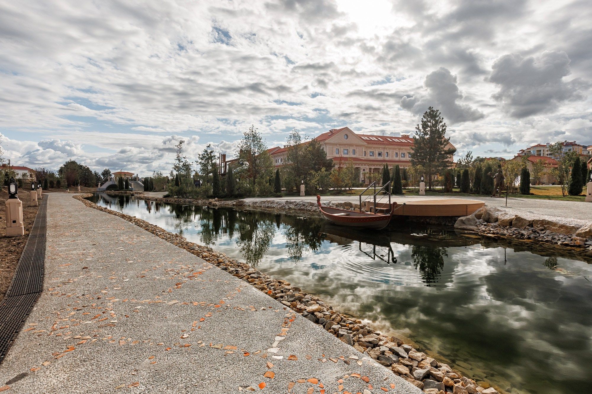 Новый Херсонес в Севастополе, гранитная облицовка Росгранит. Свадебный фотограф, фотосъемка в Крыму, Севастополе, Симферополе, Ялте