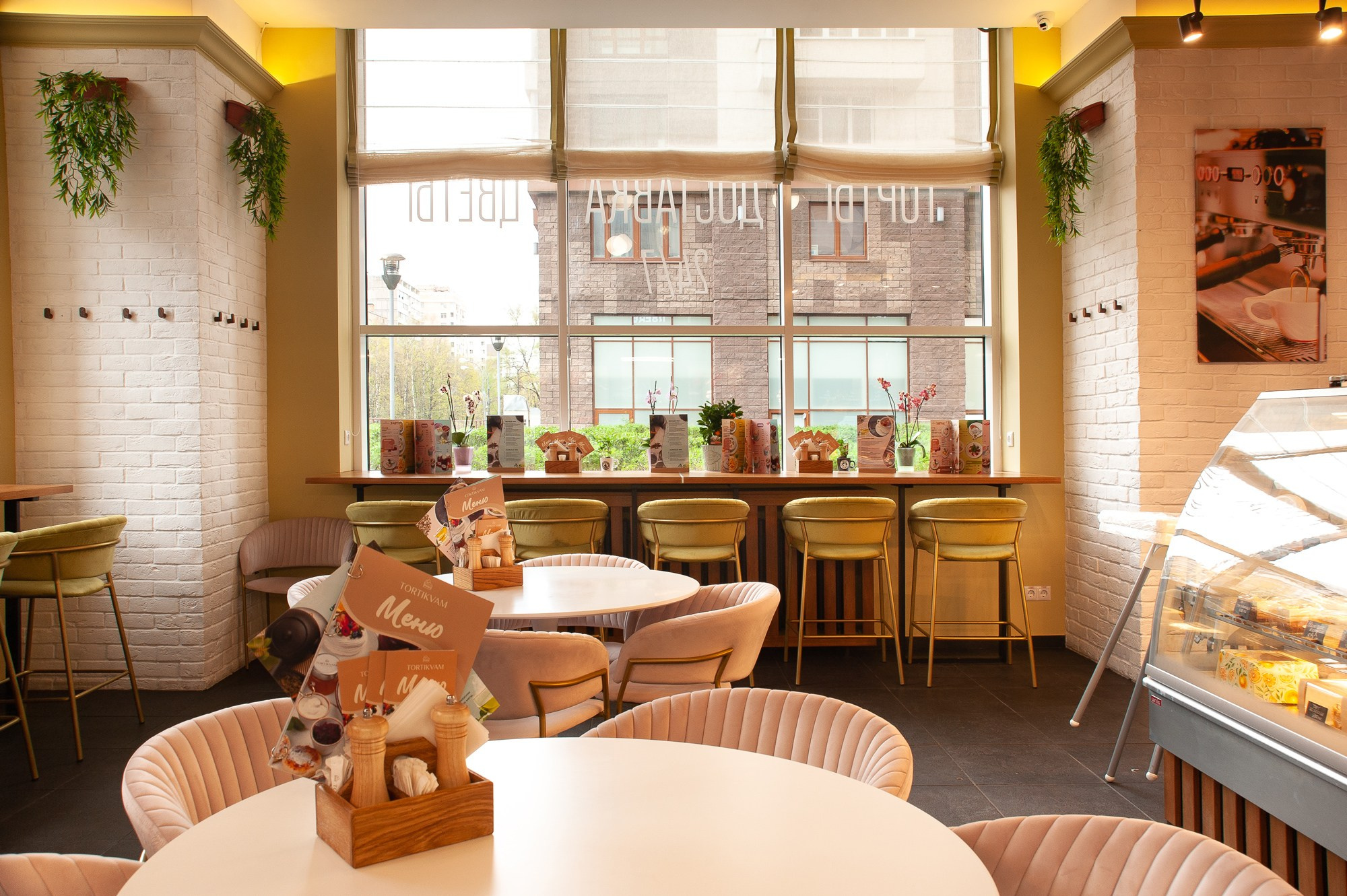 Интерьерная съемка, съемка в кафе москва, фотограф интерьеров, фото кафе внутри, фото интерьера кафе