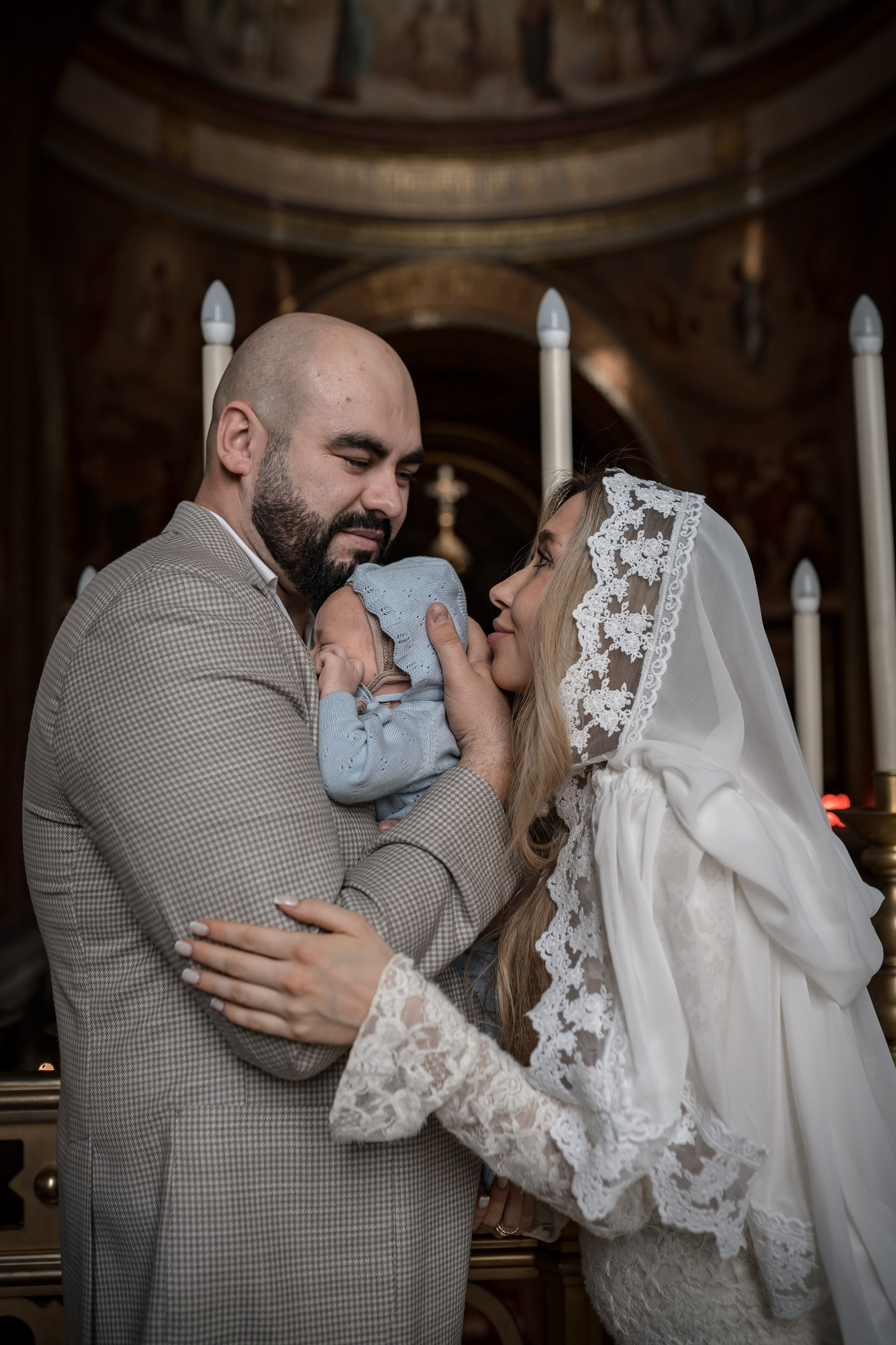 Крещение в Храме Христа Спасителя. Фотограф Крещения и Венчания в Москве