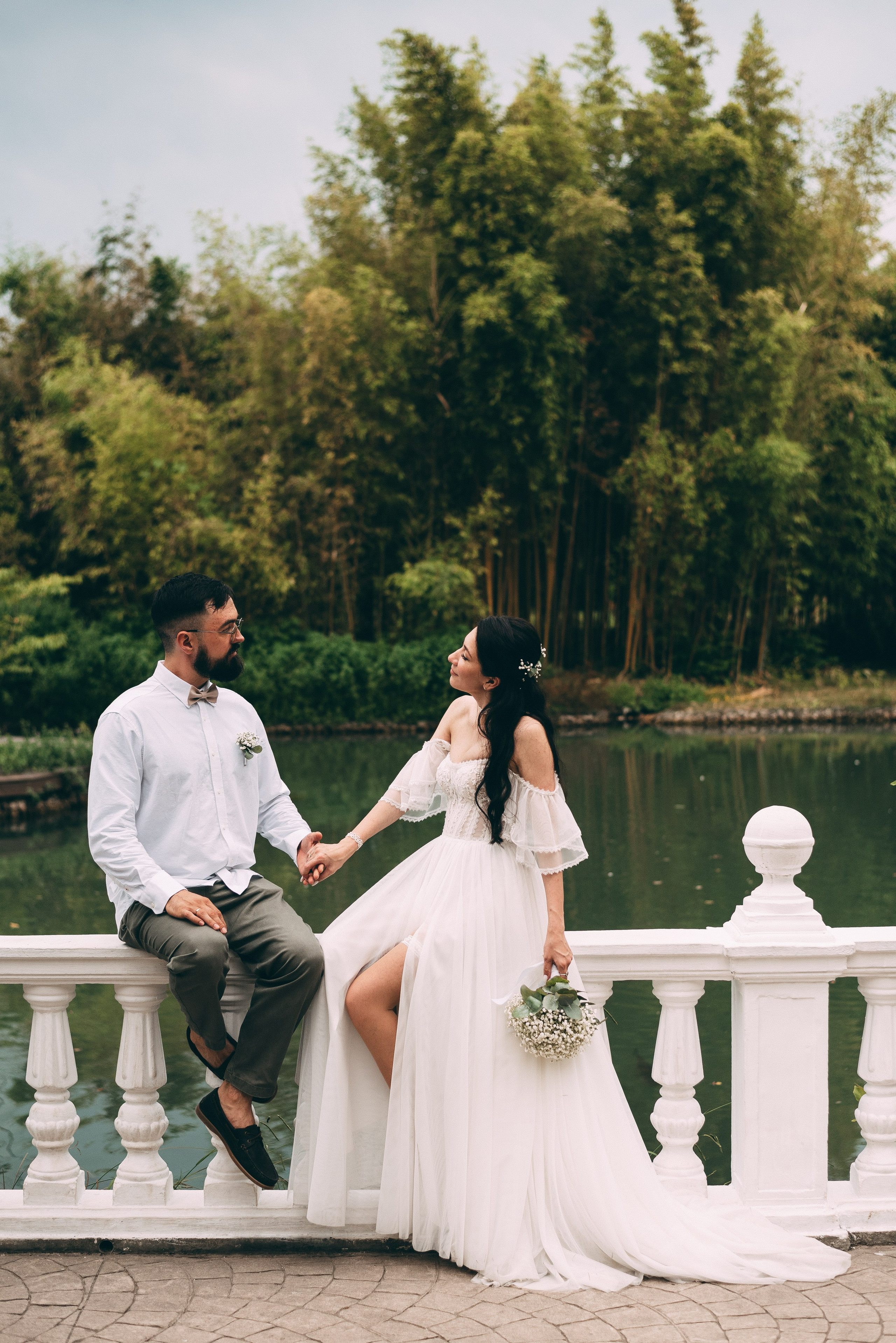 Фотосессия свадьбы, семейная фыотосессия в парке Южные культуры Сириус. Фотограф в Сочи — Маргарита Поганова