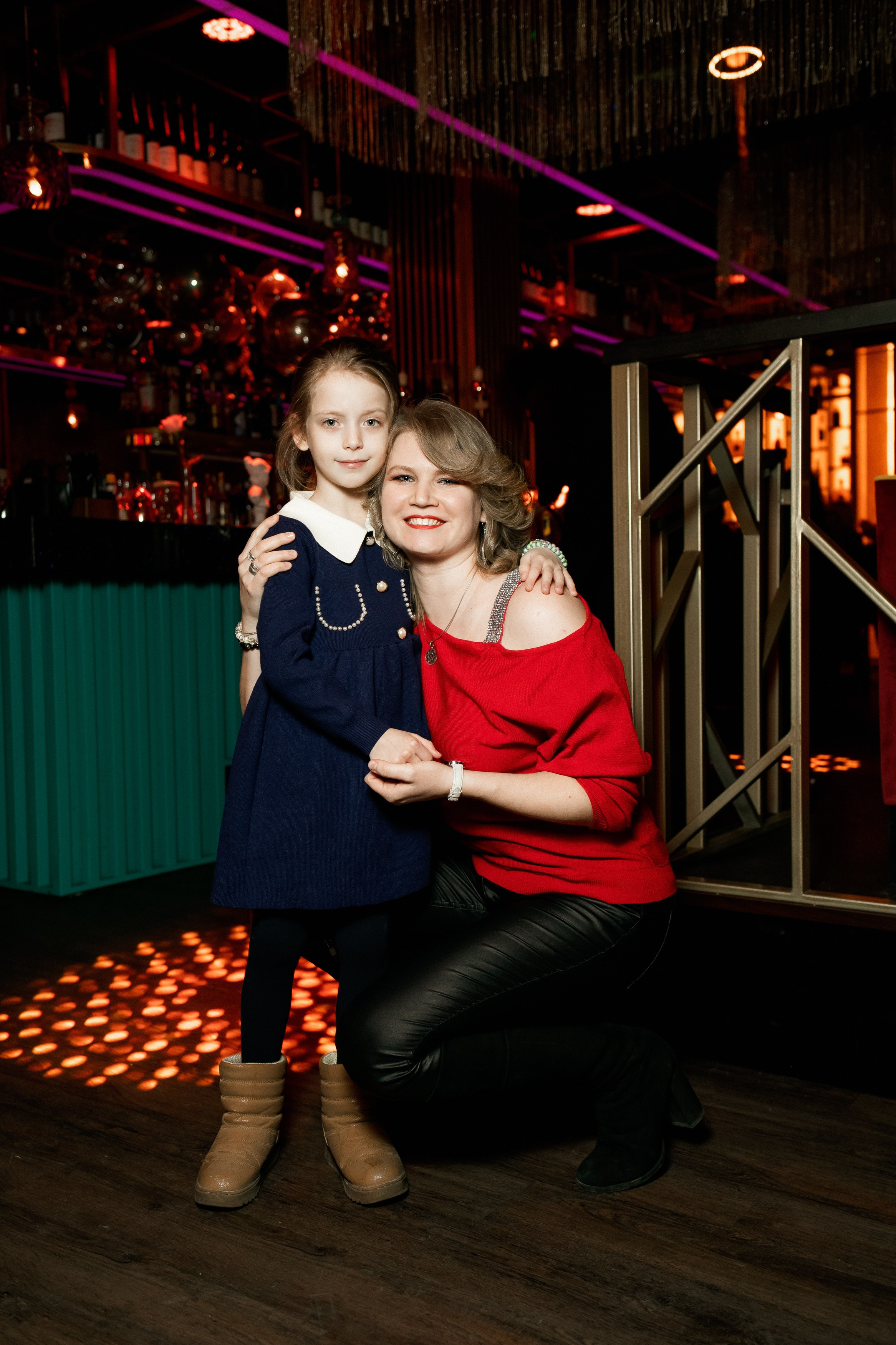 YANA URBAN: сольный концерт в «Анжелика Wineroom». СВОИ. ФОТООТЧЕТЫ-СОБЫТИЯ-МЕСТА