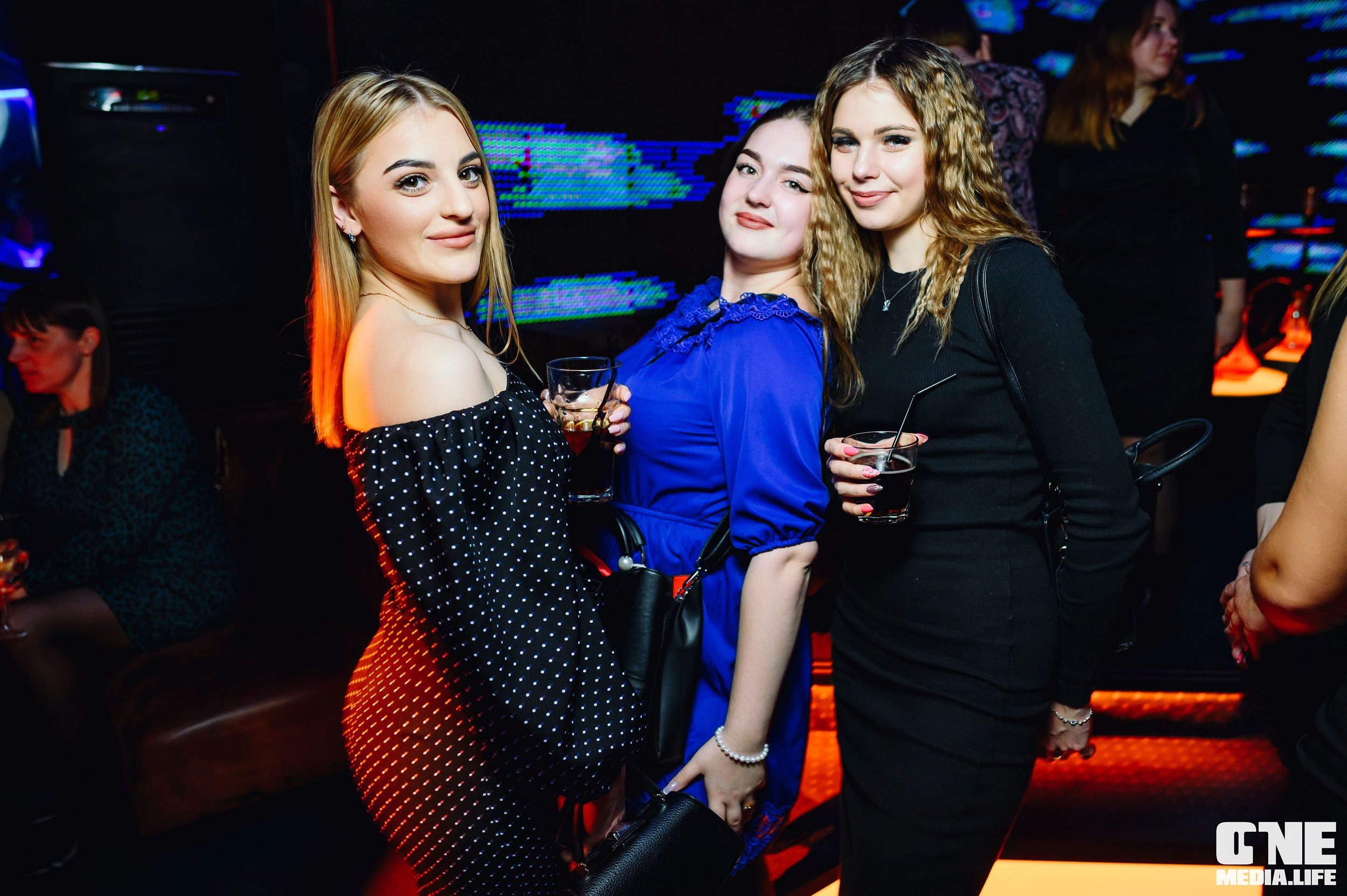 Фотоотчет с 8 марта в Планете. One Media Life: фоторепортажи, фотоотчеты с мероприятий и заведений