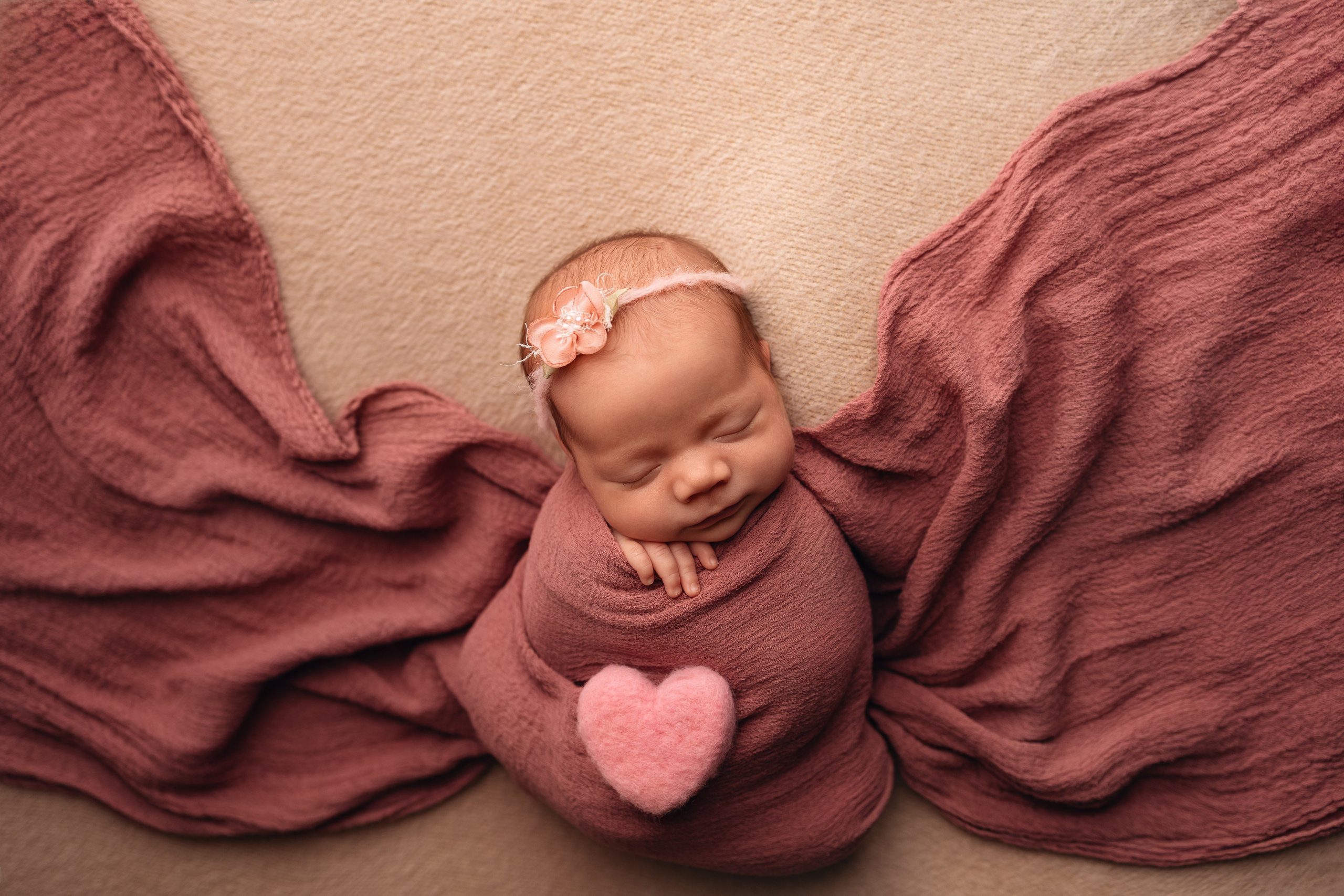 Первая фотосессия для Верочки. Фотограф Елена Зуйкова