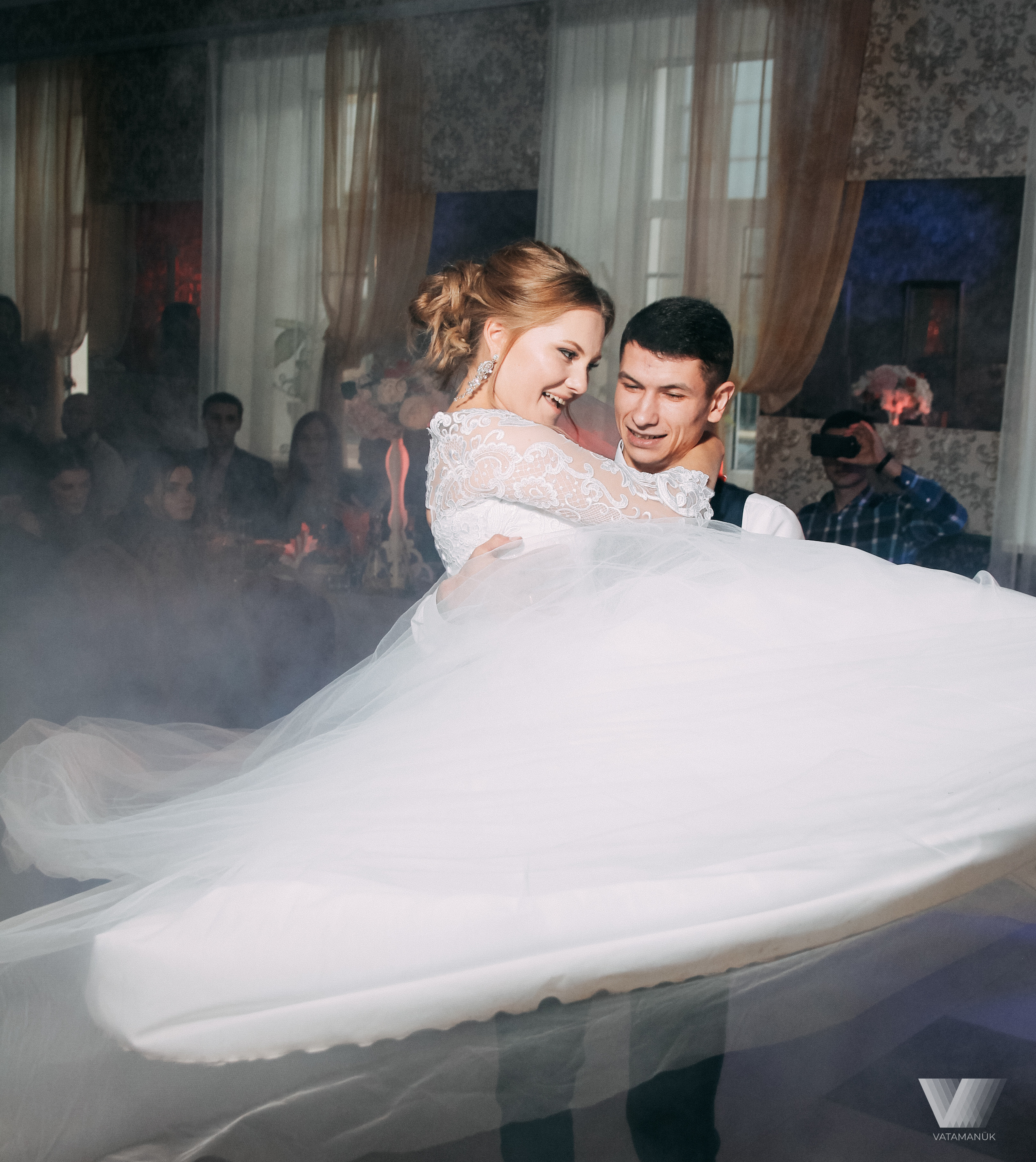 Гордость и предубеждение. Фото | Видео Контент Мишель Ватаманюк