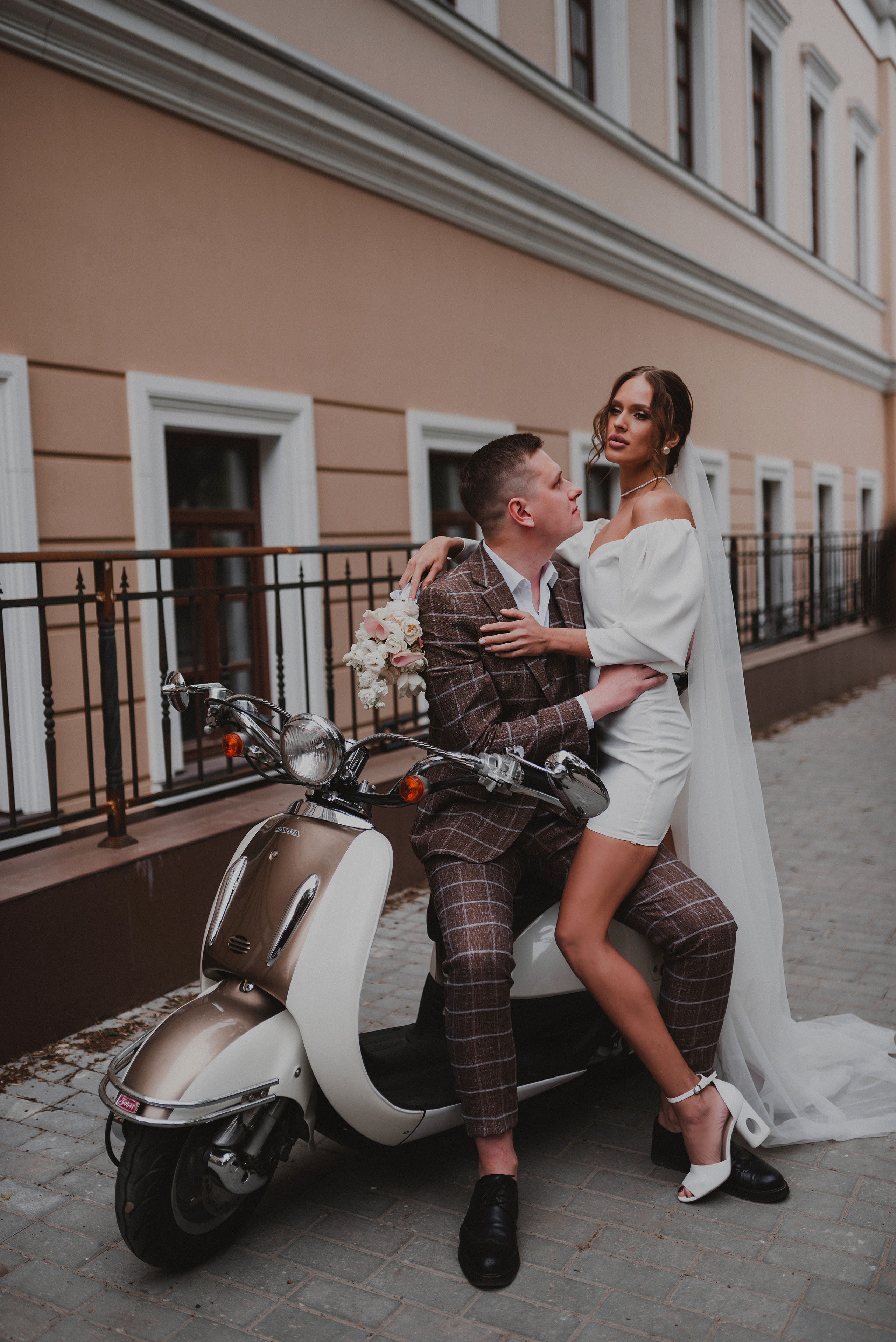 Свадебная прогулочная история. Свадебный и семейный фотограф Пенза Анастасия Артюшкина