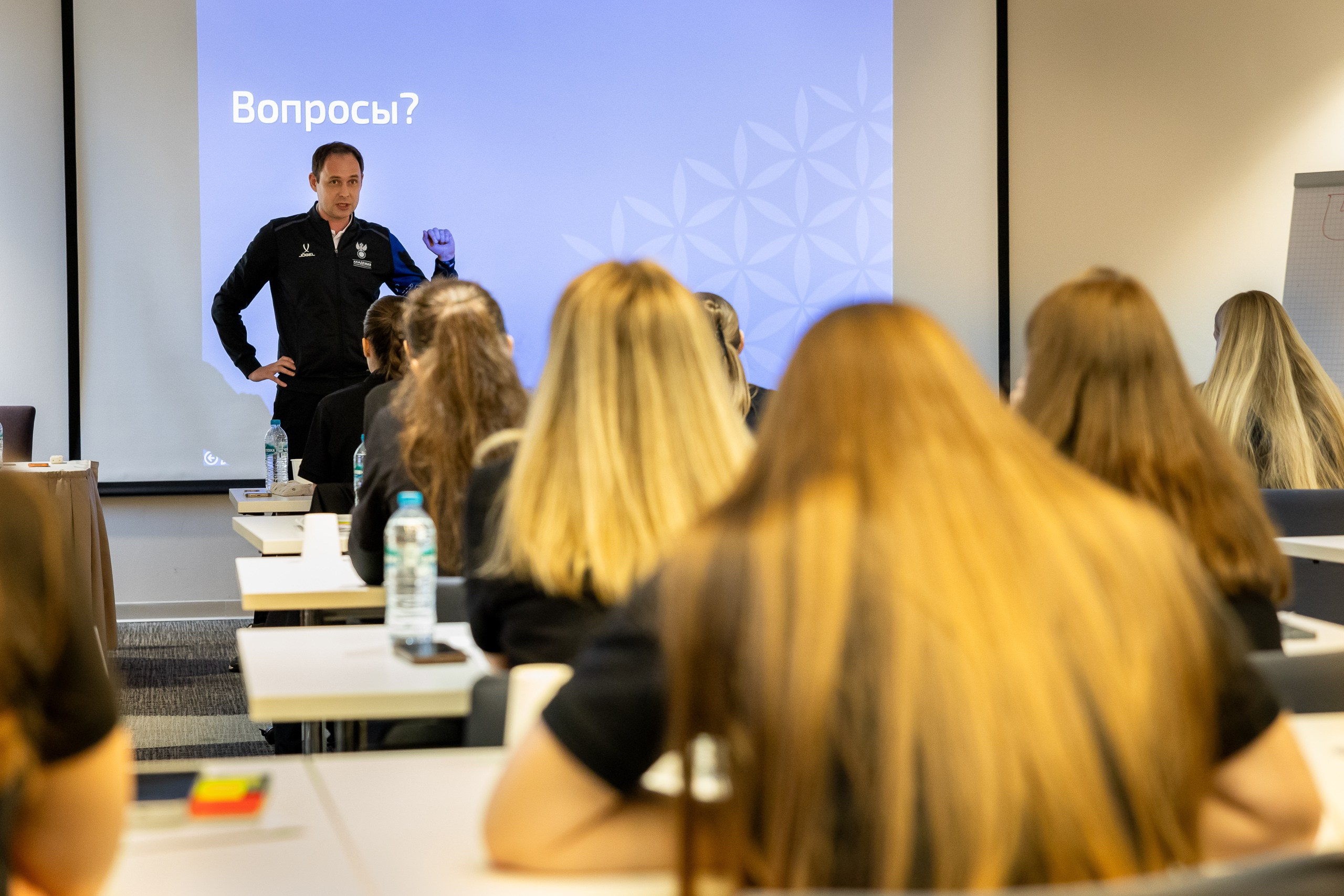 Учебно-тренировочные сборы судей-девушек МФЛ и ЮФЛ. Свадебная фотосъёмка в Москве, Туле