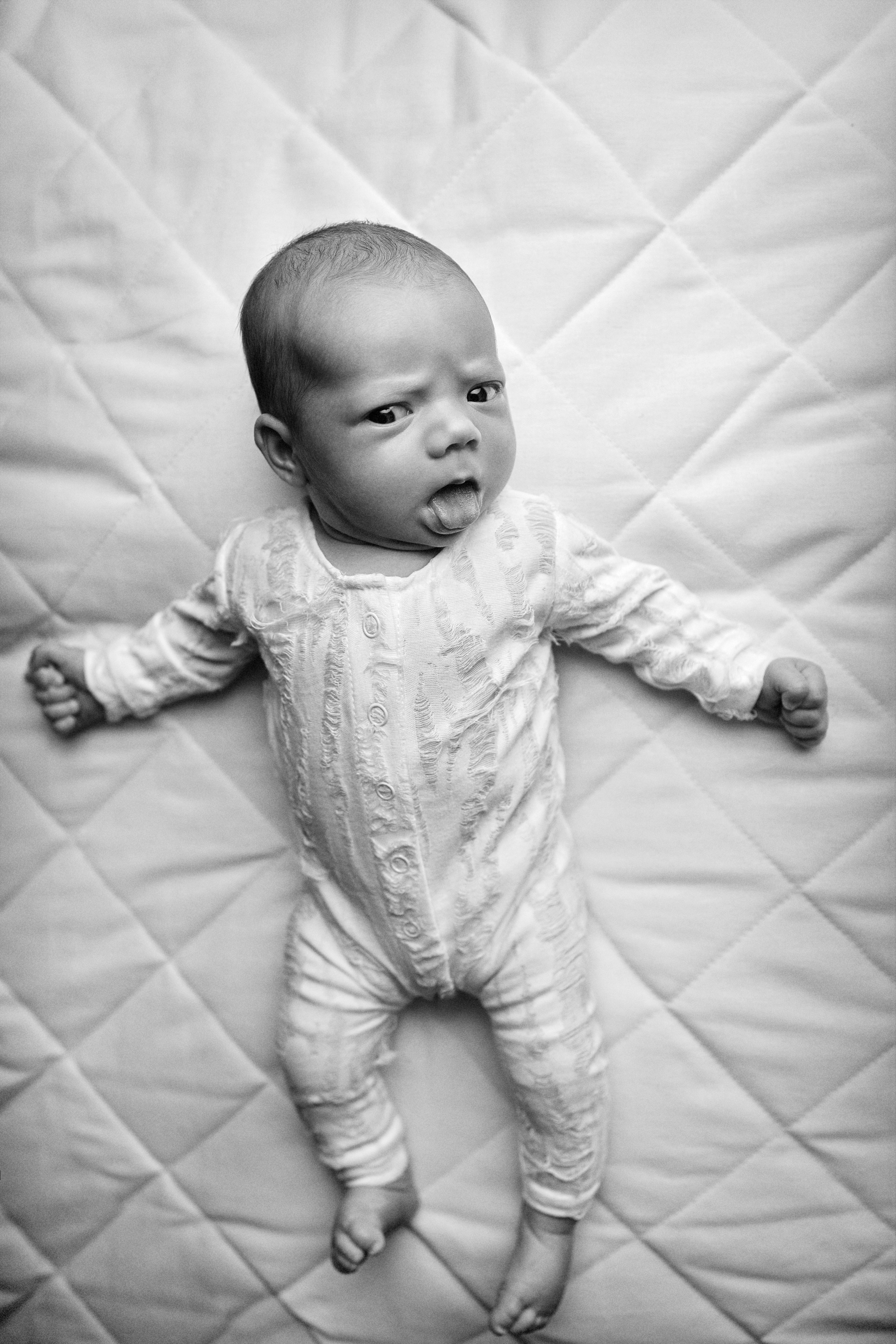 Первая фотосессия для Верочки. Фотограф Елена Зуйкова