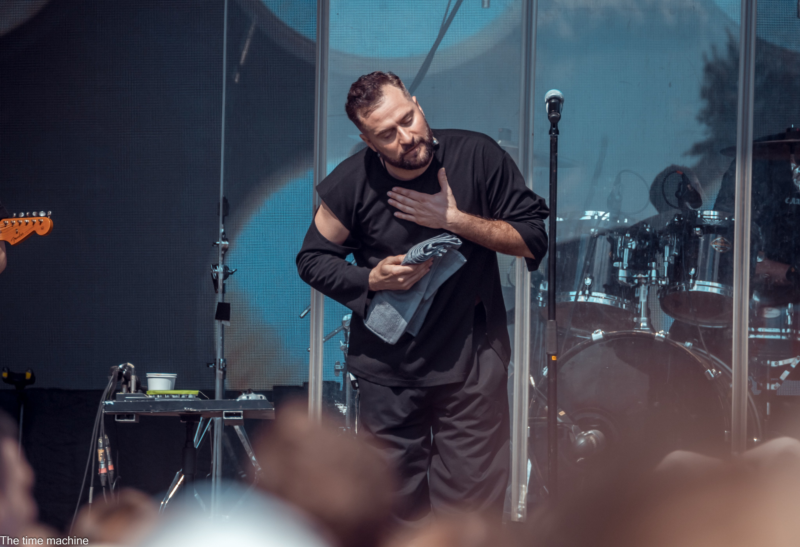 Концерт певца Ираклия Veer Mall 31.05.25. Фотограф для маркетплейсов Михаил Бове