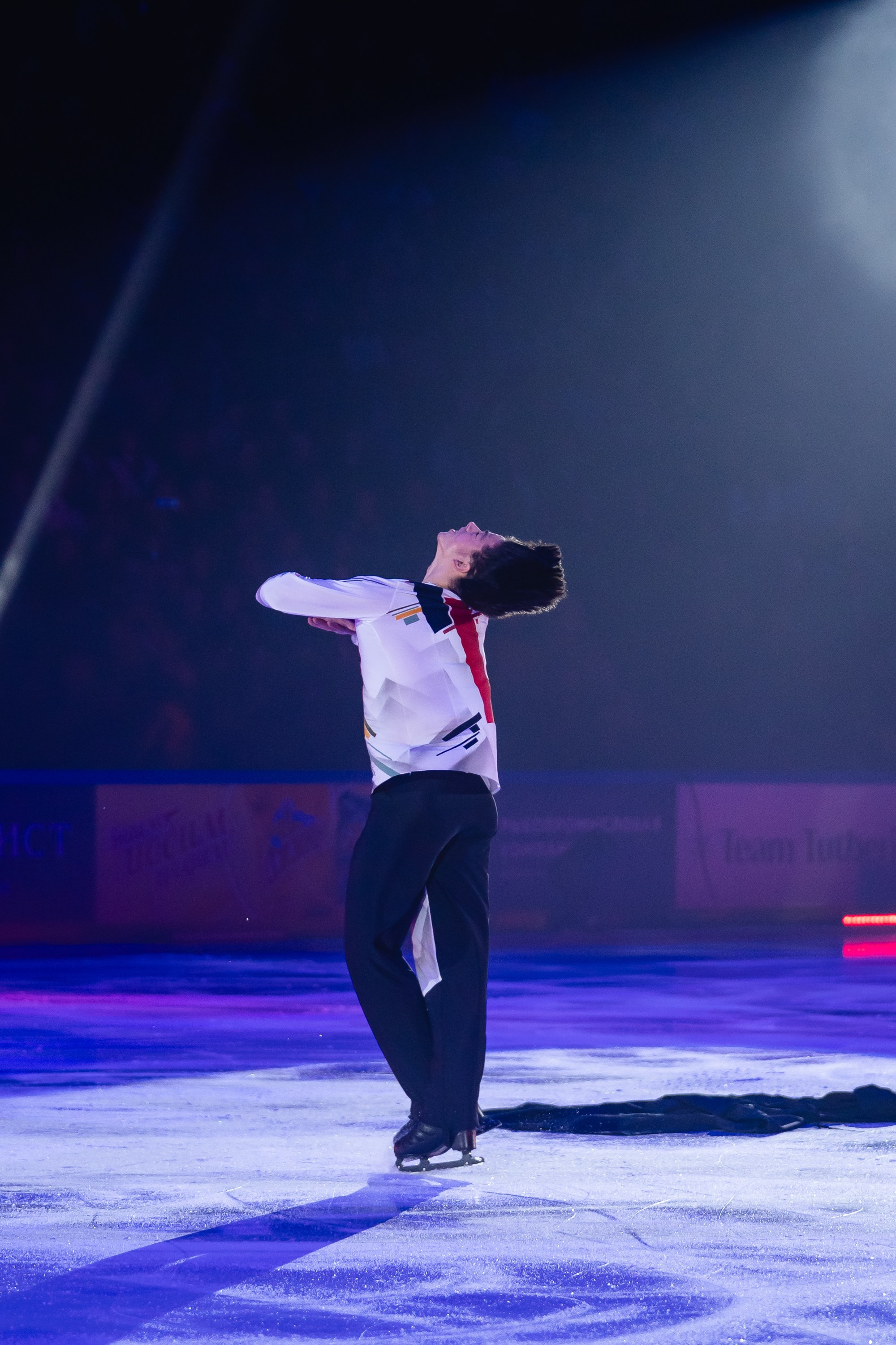 Шоу «Чемпионы на льду» в Новосибирске. Воробьева Ксения — Спортивный и танцевальный фотограф Новосибирск