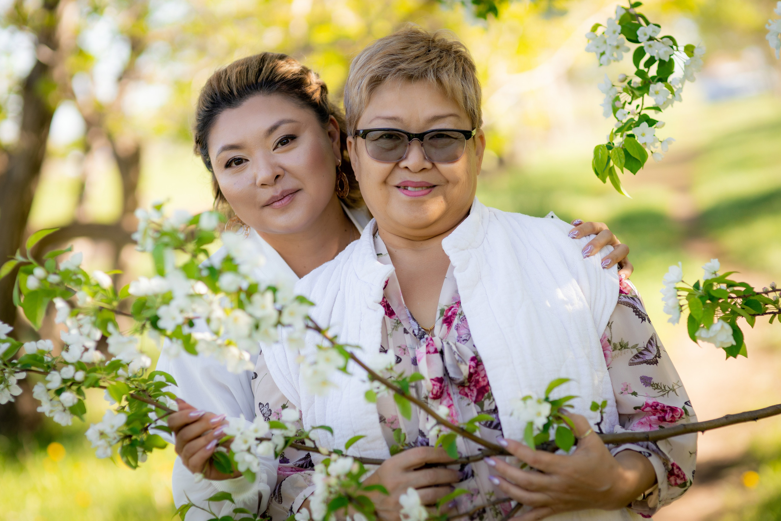 Студийный фотограф в Караганде Алексей Баранов. Фотограф Алексей Баранов. Фотостудия Flash. Семейные фотосессии в Караганде. Индивидуальные фотосессии, детские фотосессии, парные фотосессии в Караганде. Интерьерная фотосессия в Караганде. Семейный фотограф Алексей Баранов. Детский фотограф Алексей Баранов. Художественный фотограф Алексей Баранов. Свадебный фотограф Алексей Баранов. Черно-Белая съемка в Караганде. Самые лучшие семейный и детские фотосессии в Караганде. Прогулочные фотосессии. Street photo. уличная фотосессия в Караганде. Репортажная съемка в Караганде. фотосессия в яблоневом саду