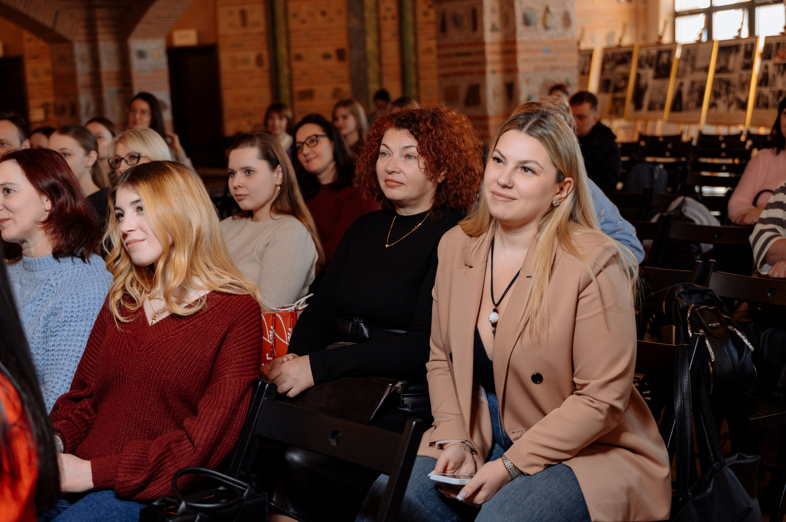 Репортажная съемка, съемка мероприятия, проект factor.by, финалист factor.by, Шамхал Хачатурян, Ибрагим Карасов, фактор бай, фотограф Ольга Шаповалова, съемка фанатов, минск, беларусь