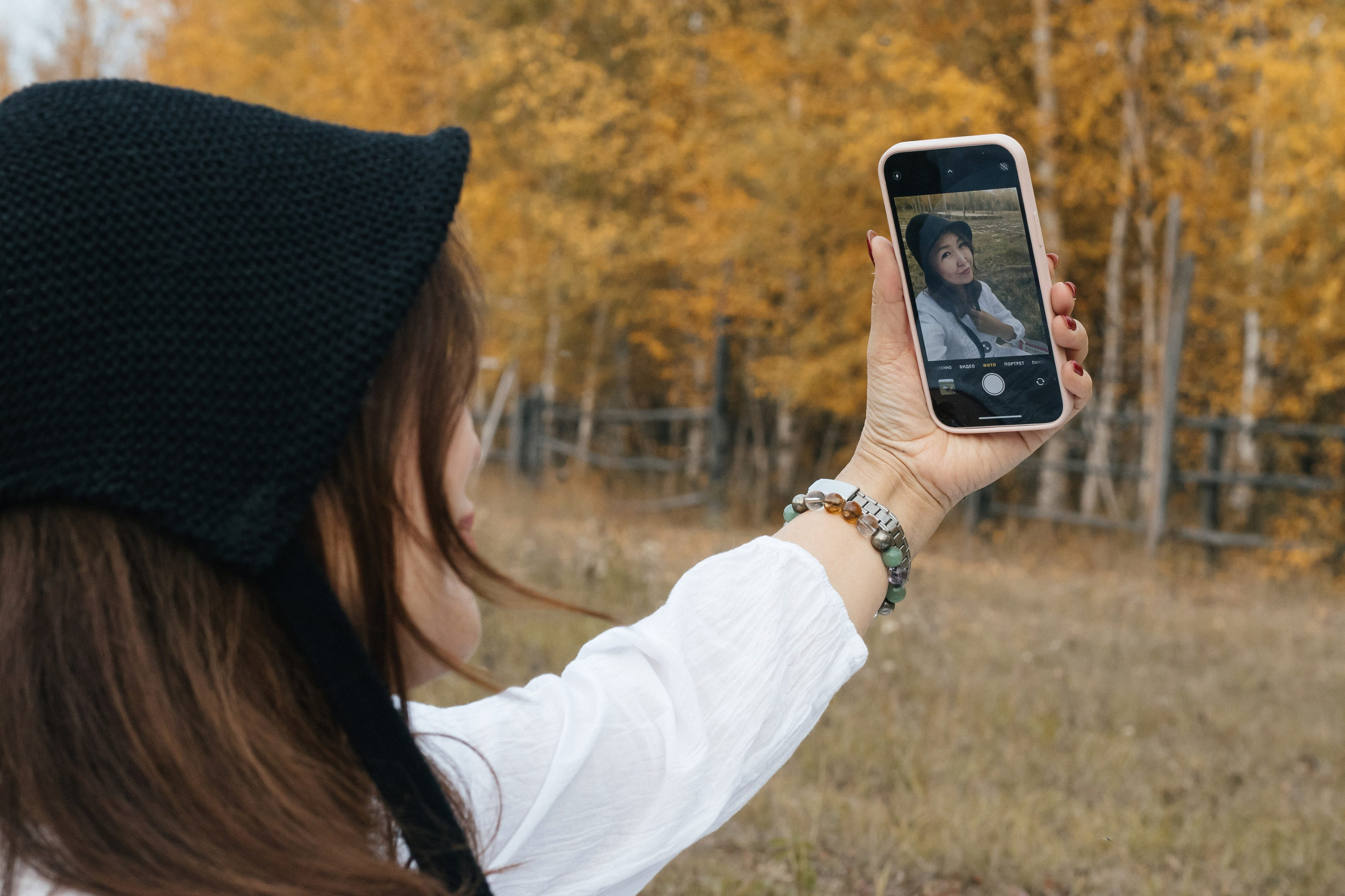 Иванна и Туяра. Репортажный и семейный фотограф в посёлке Сангар и за его пределами: Евгений Байдин